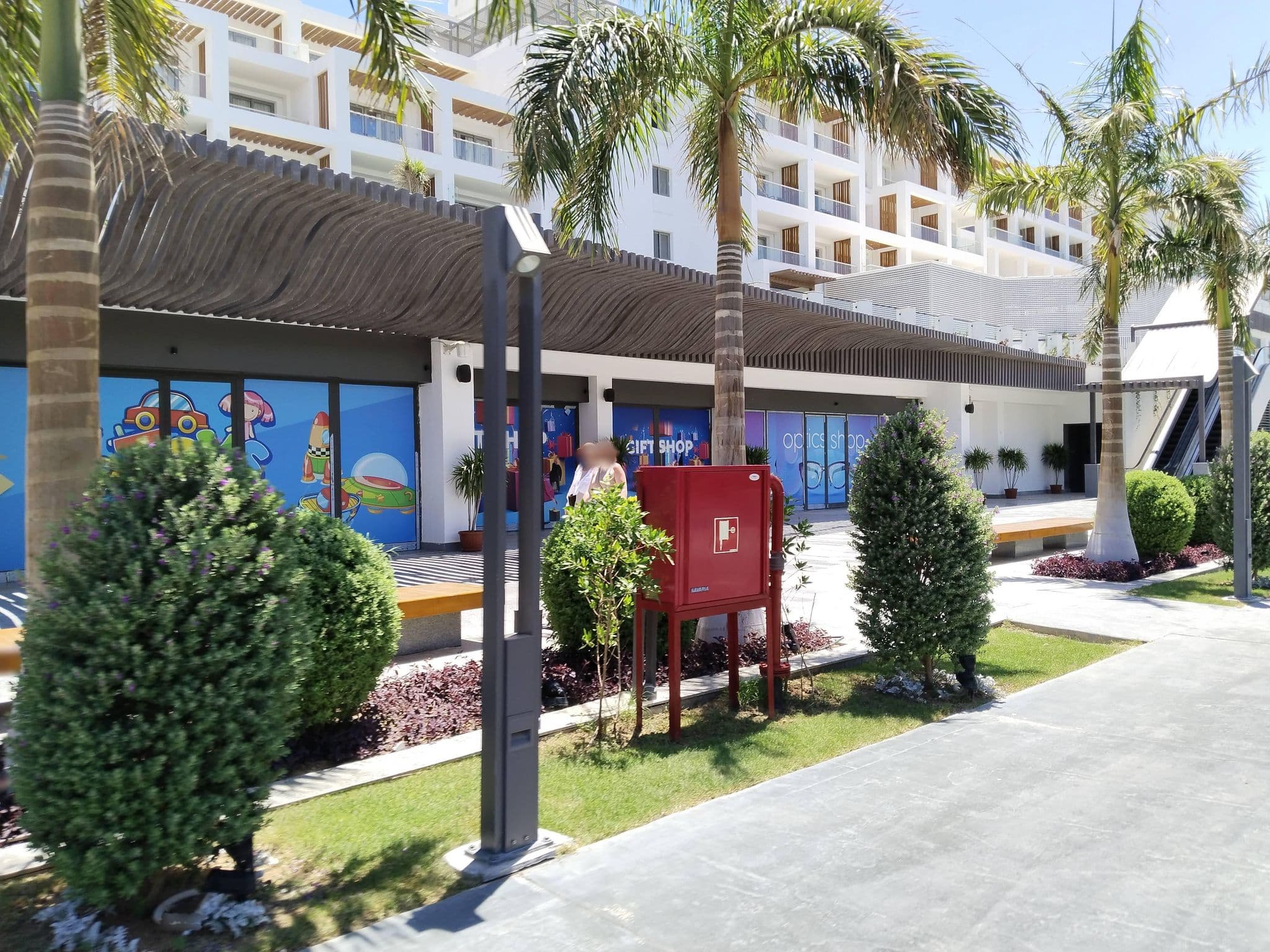 Street view near Rixos Radamis, Sharm el-Sheikh — © Yurikson (CC BY-SA · Mapillary)
