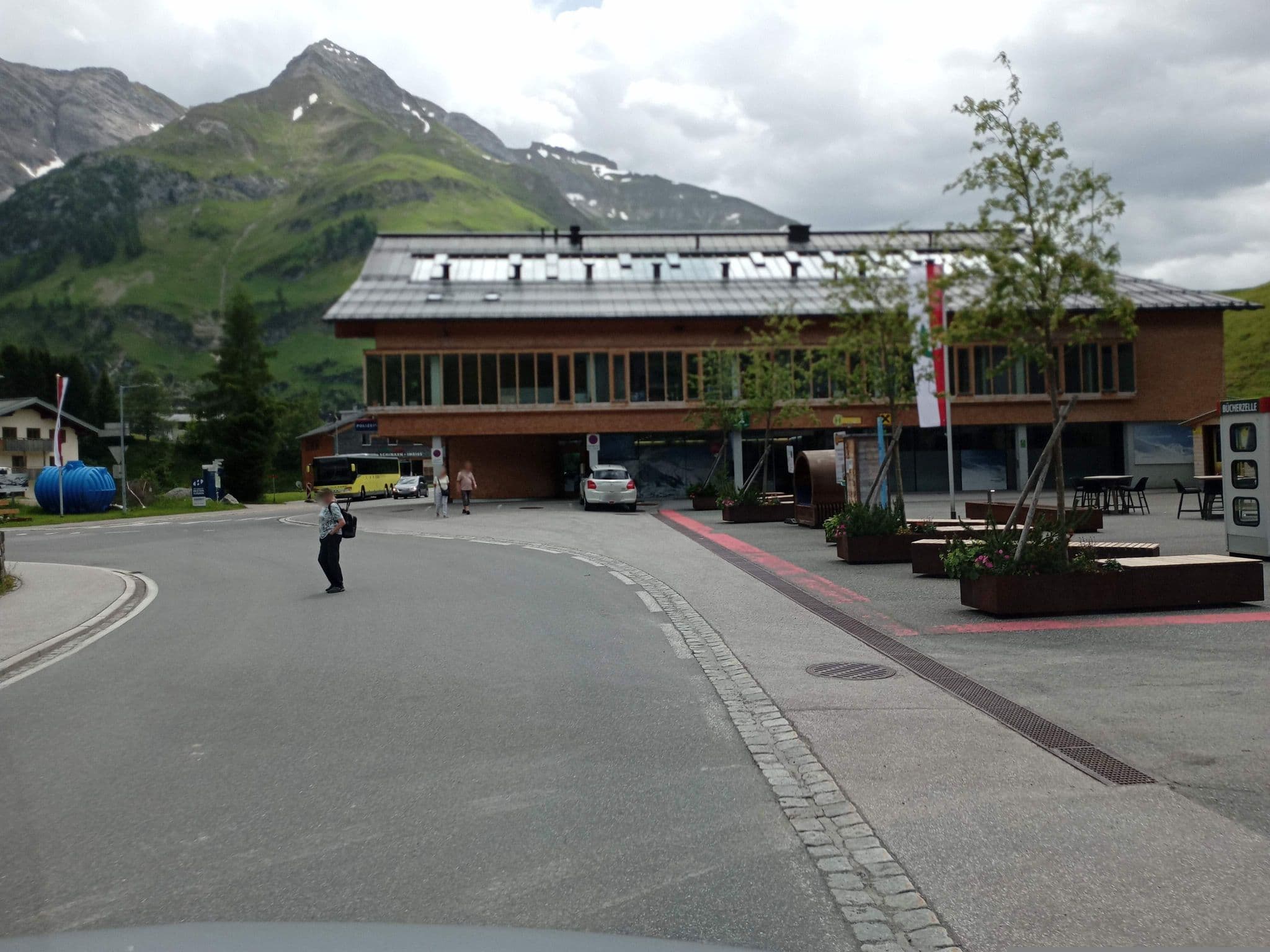 Street view near Hotel Biberkopf, Lech