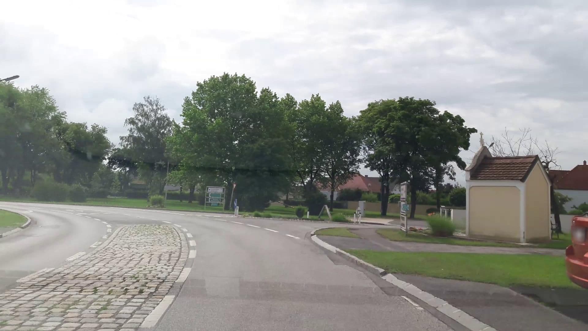 Street view near Gasthof Pension Tobler, Mitterpullendorf — © stefan147 (CC BY-SA · Mapillary)