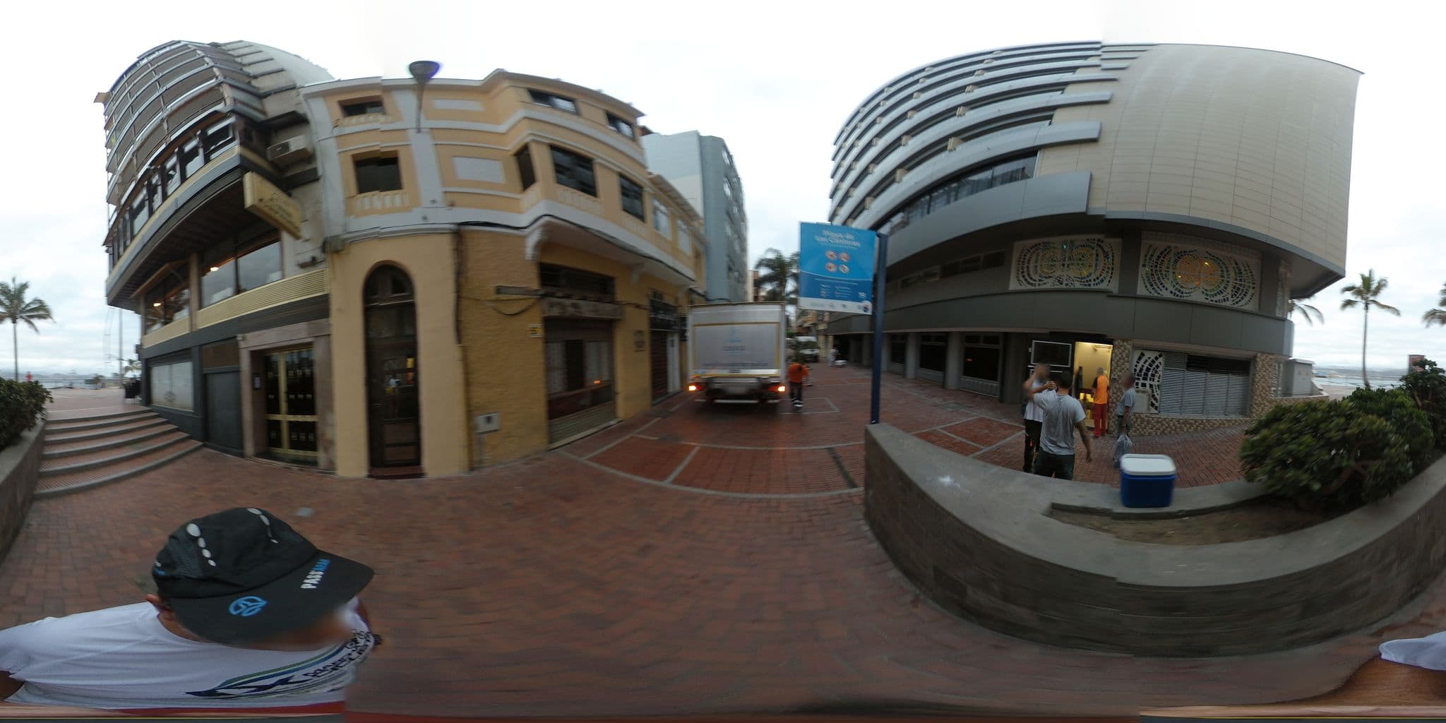 Street view near NH Imperial Playa, Centro