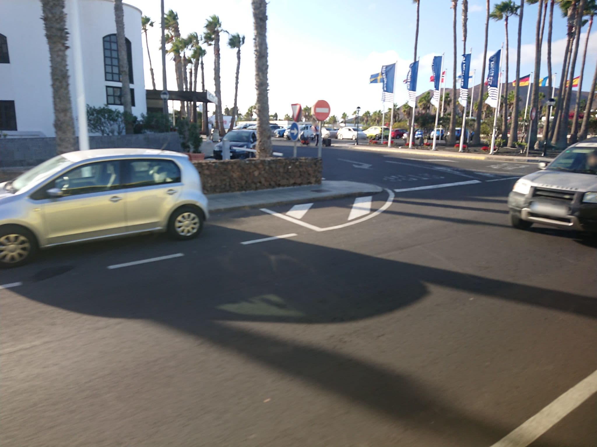 Street view near Flamingo beach, Playa Blanca — © sp4rkie (CC BY-SA · Mapillary)