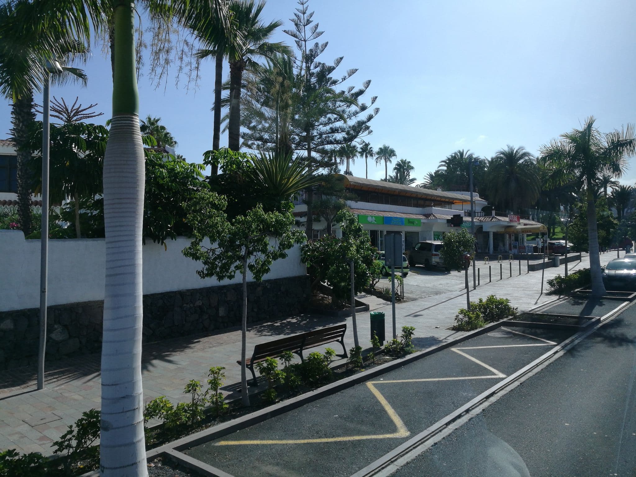 Street view near Aptos. Paraíso del Sol/Paradero, Playa de las Américas