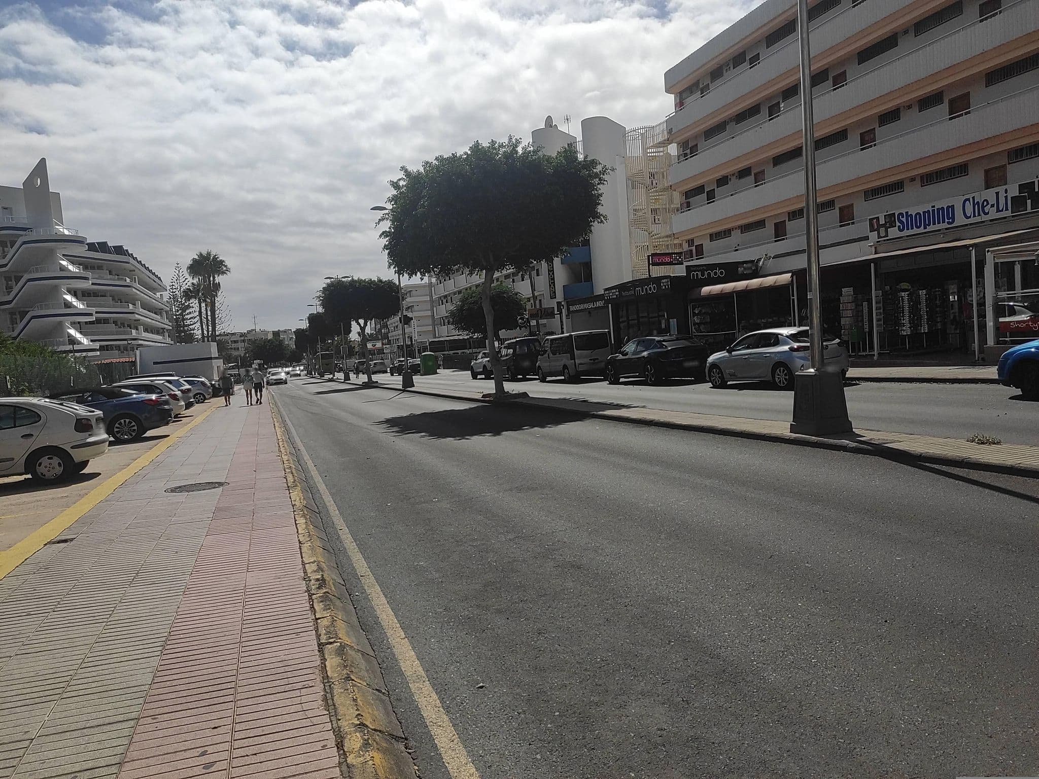 Street view near Lenamar, Playa del Ingles