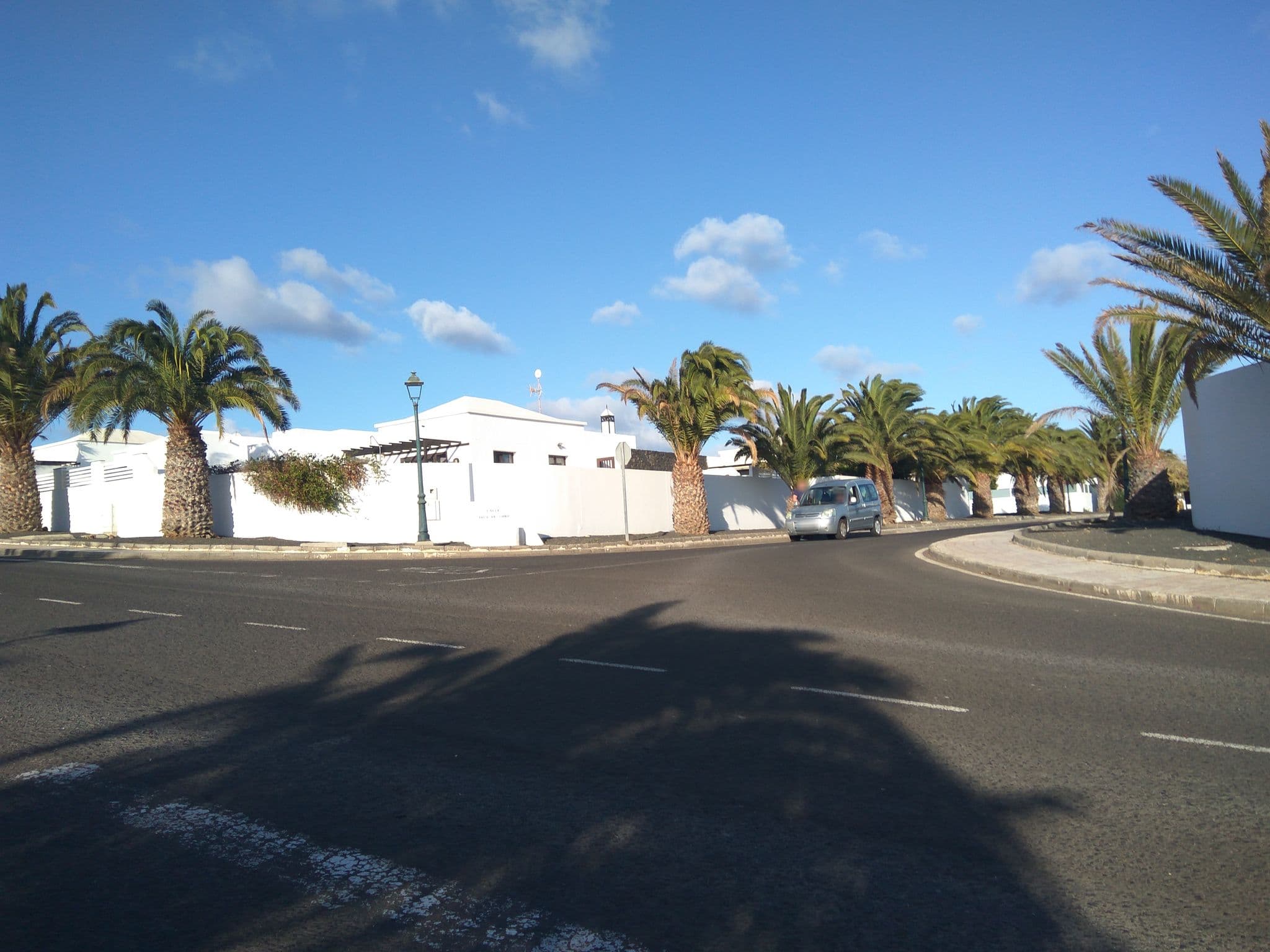 Street view near Club Tahiti, Costa Teguise — © c64 (CC BY-SA · Mapillary)