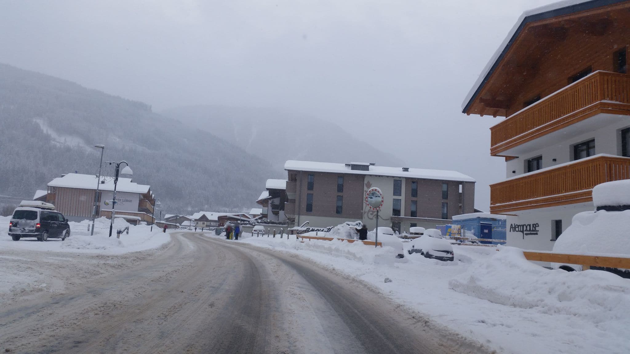 Street view near Die Atempause, Altenmarkt im Pongau — © it_s_so_funny (CC BY-SA · Mapillary)