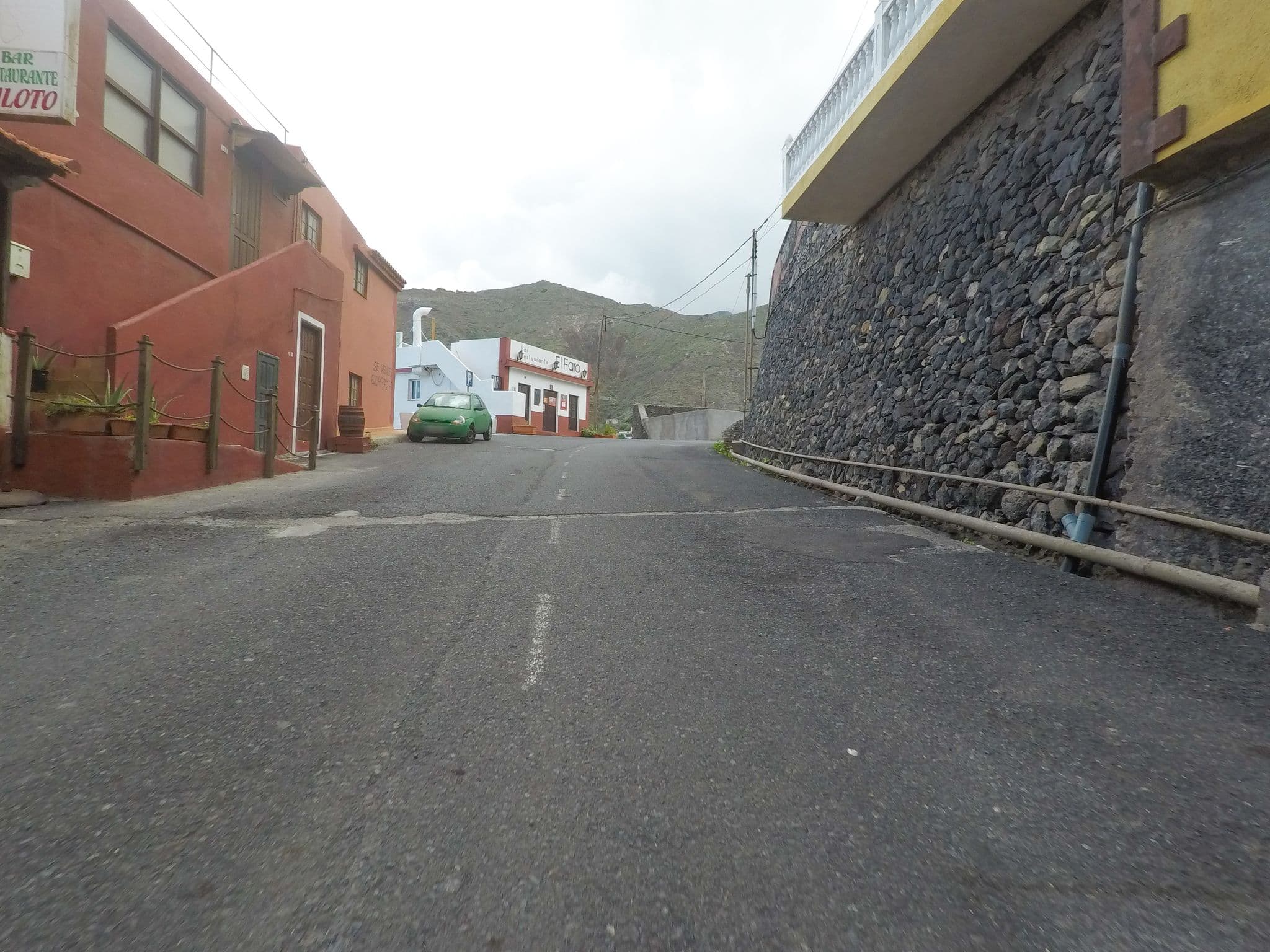 Street view near Villas Rurales Santa Catalina, Hermigua — © esario (CC BY-SA · Mapillary)