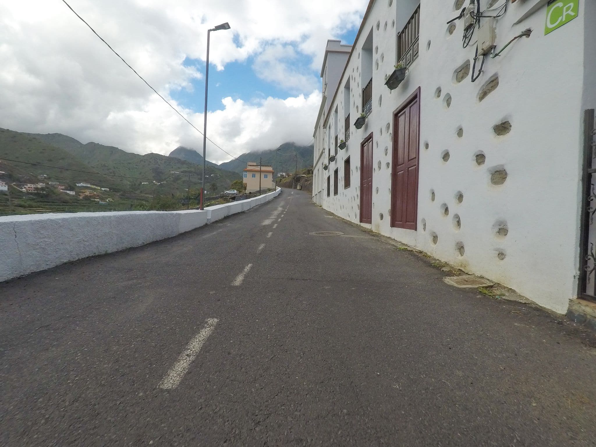 Street view near Finca Santa Catalina, Hermigua — © esario (CC BY-SA · Mapillary)
