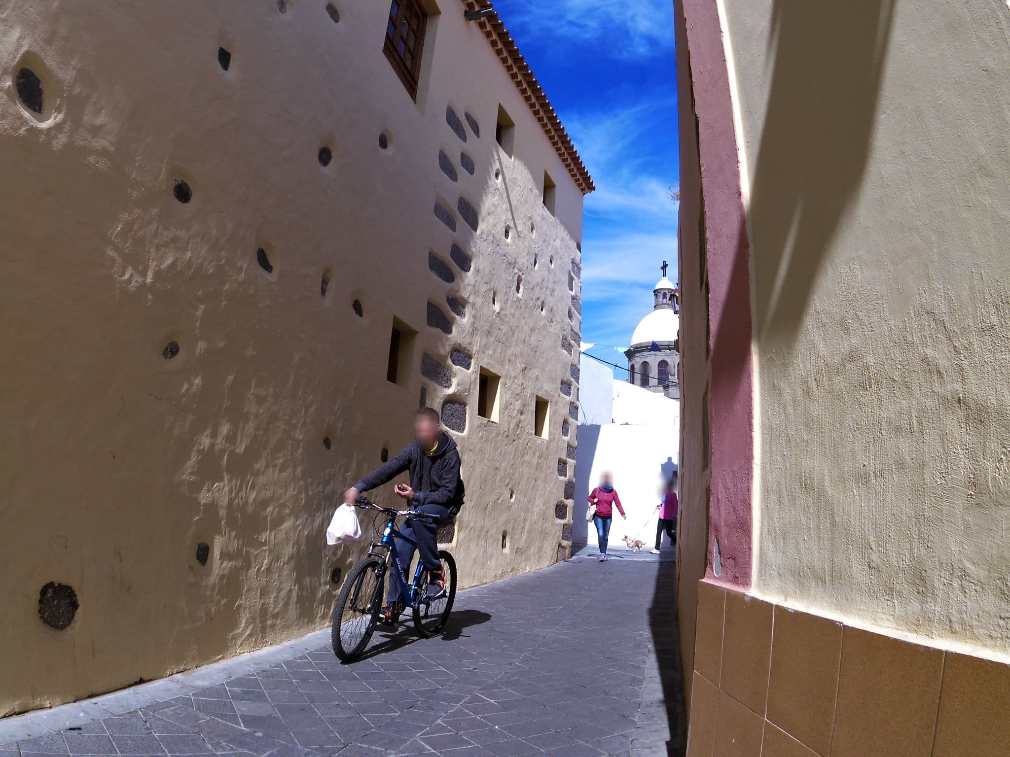 Street view near Casa de los Camellos, Agüimes — © zors1843 (CC BY-SA · Mapillary)