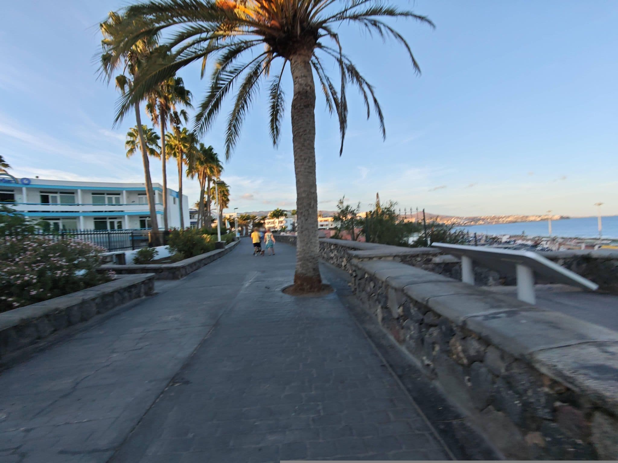 Street view near Arco Iris 5, Playa del Ingles