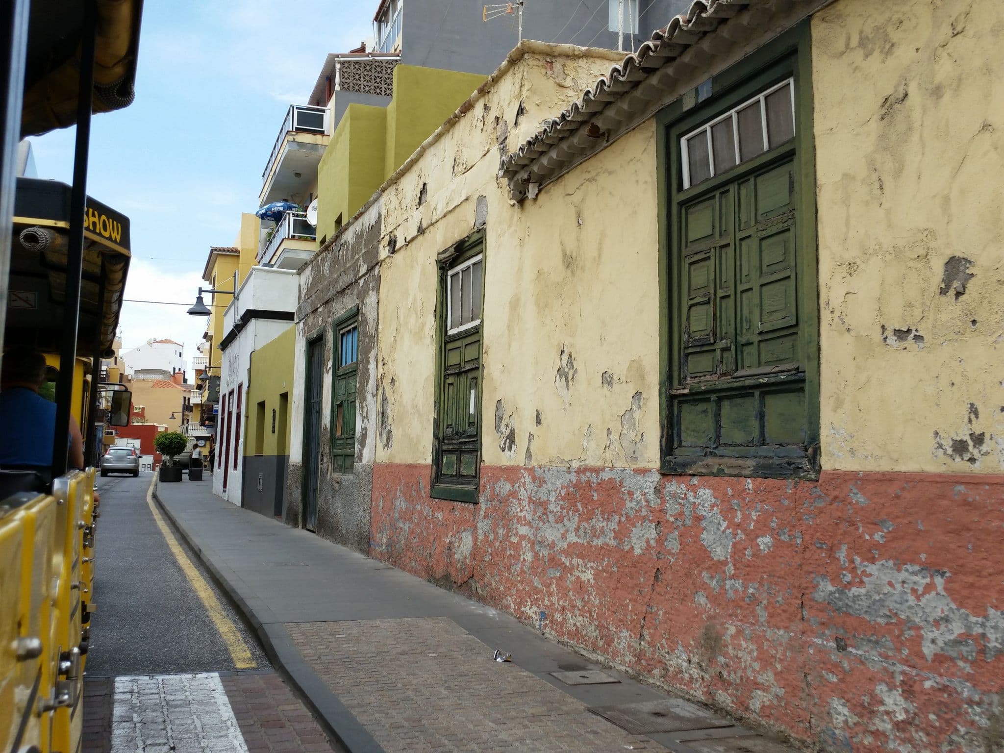 Street view near Puerto Azul, Puerto de la Cruz — © joachim_mueller (CC BY-SA · Mapillary)
