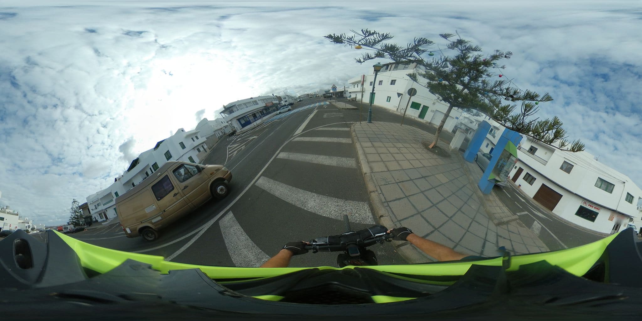 Street view near Brisa Del Mar, Tinajo — © javiersanp (CC BY-SA · Mapillary)