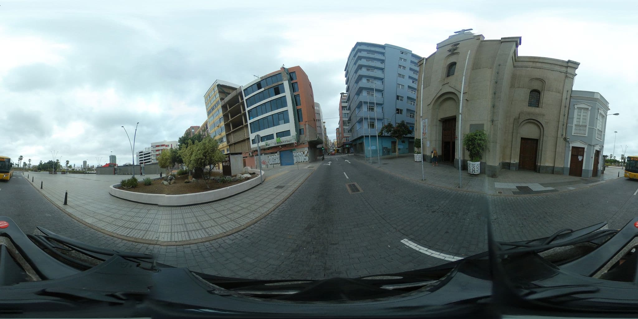 Street view near Hotel Cordial Vista Acuario, Centro