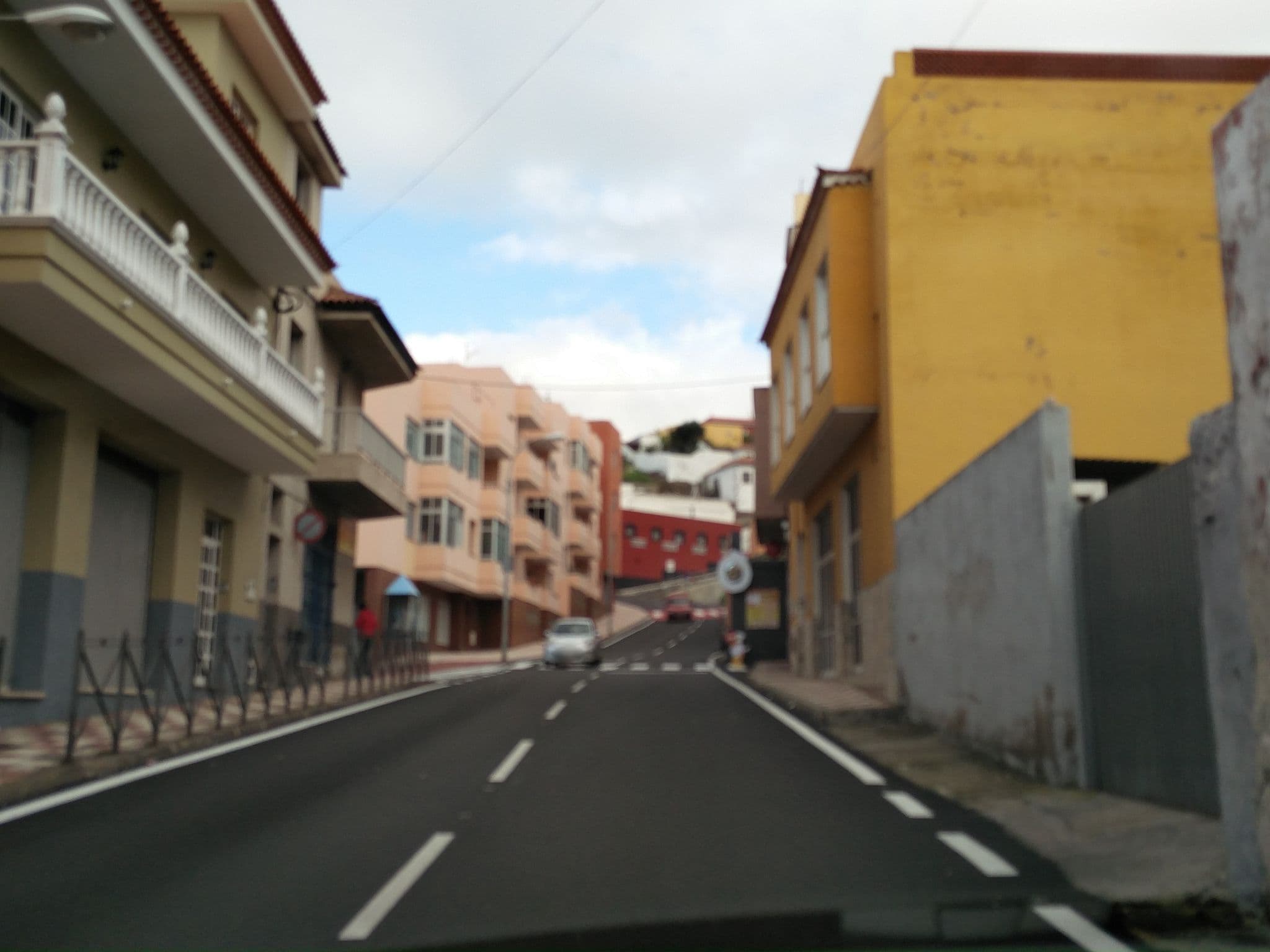 Street view near Drago nest hostel, Icod de los Vinos — © jaakl (CC BY-SA · Mapillary)