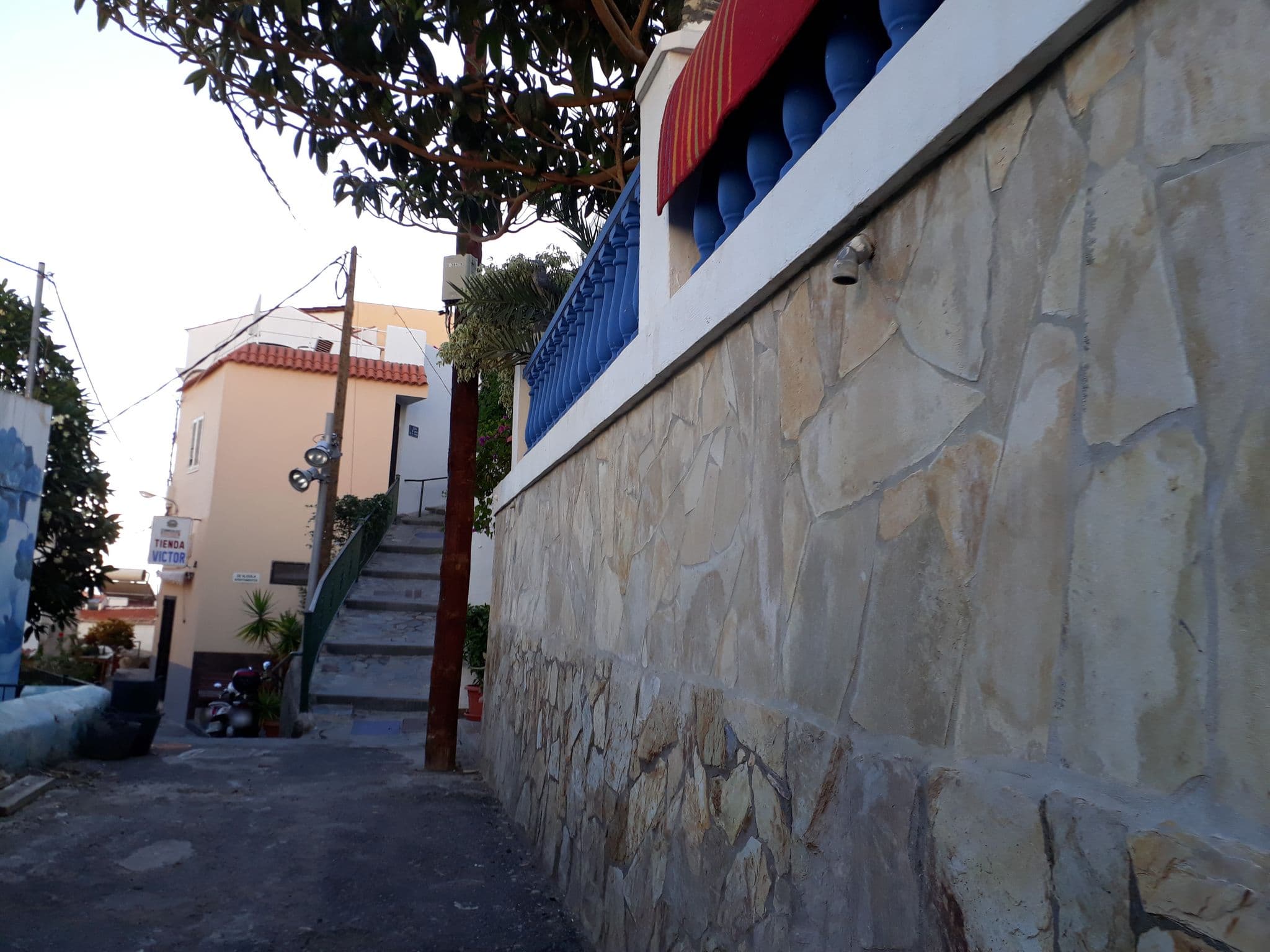 Street view near Apartamentos Eva y Lola, Alajeró — © sp4rkie (CC BY-SA · Mapillary)