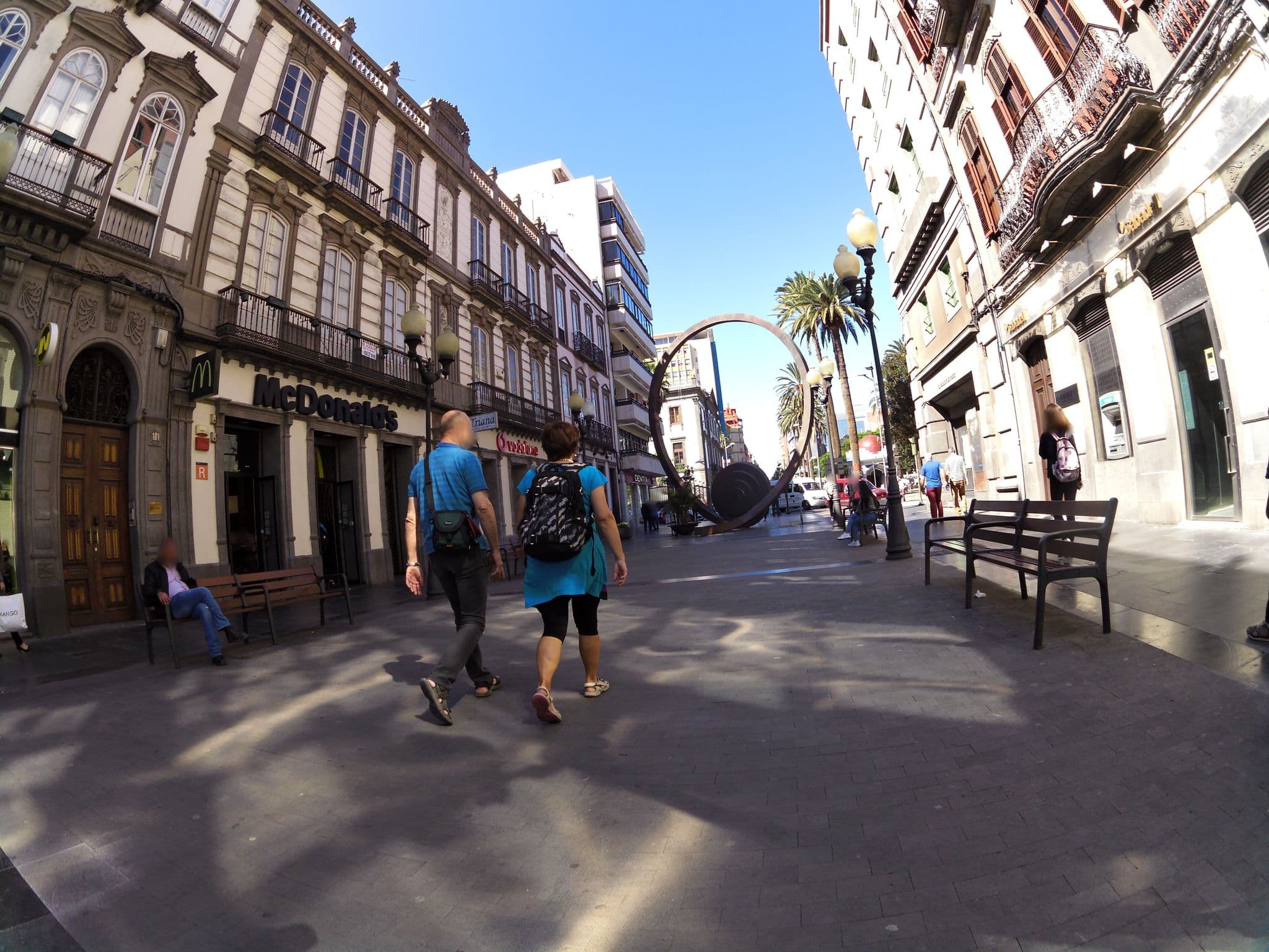 Street view near Doña Rose Co-living, Las Palmas de Gran Canaria — © zors1843 (CC BY-SA · Mapillary)