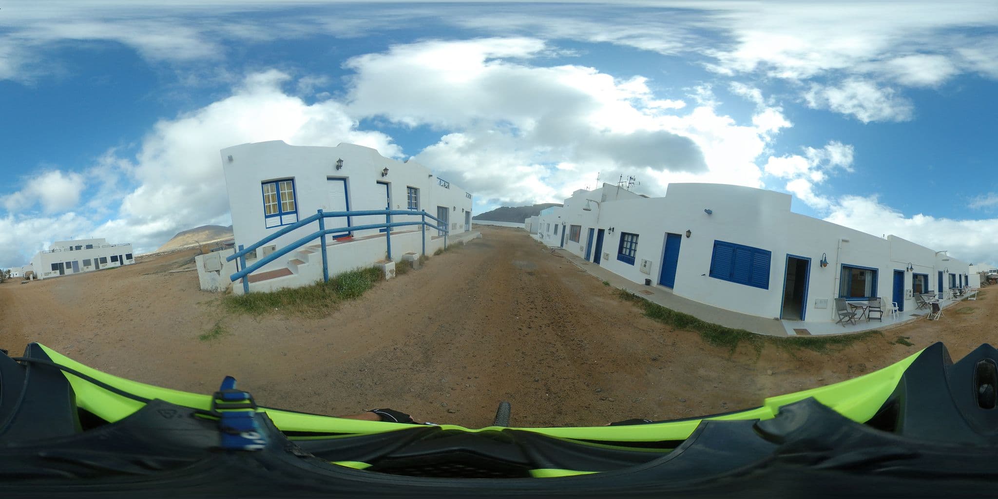 Street view near Apartamentos Herederos, Haría — © javiersanp (CC BY-SA · Mapillary)