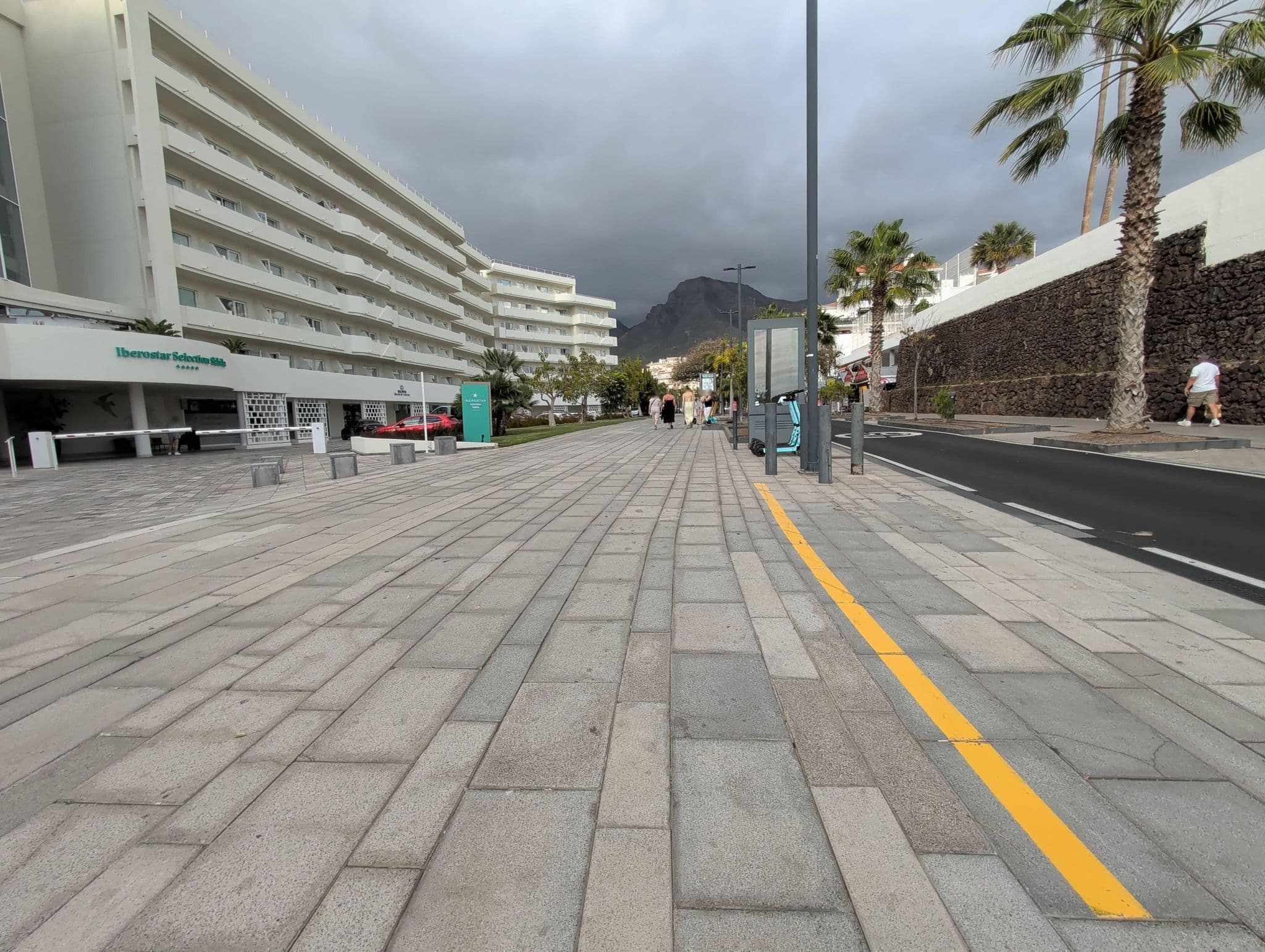 Street view near Iberostar Selection Sábila, Playa de las Américas