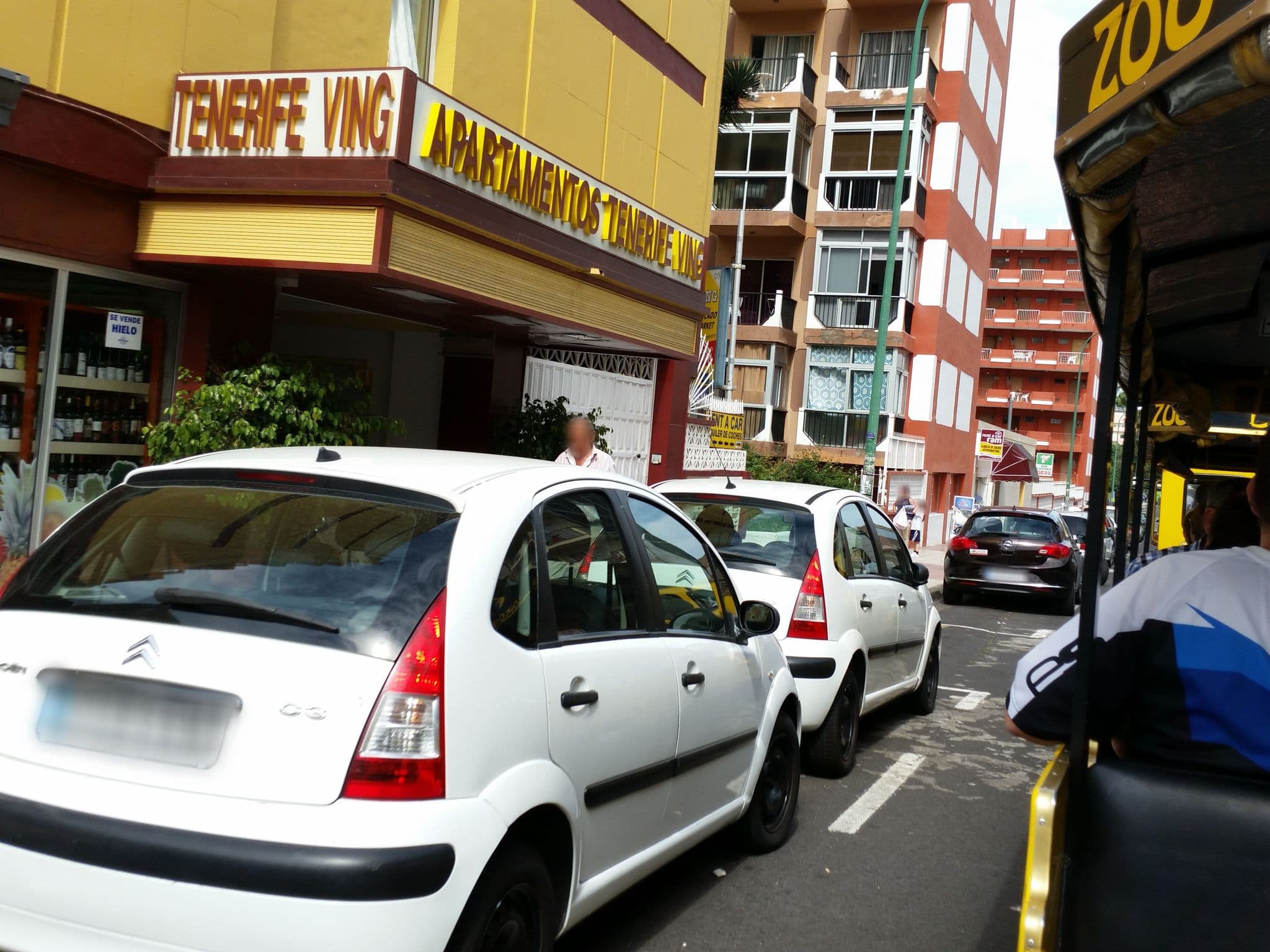 Street view near Skyview (Tenerife Ving), Puerto de la Cruz — © joachim_mueller (CC BY-SA · Mapillary)