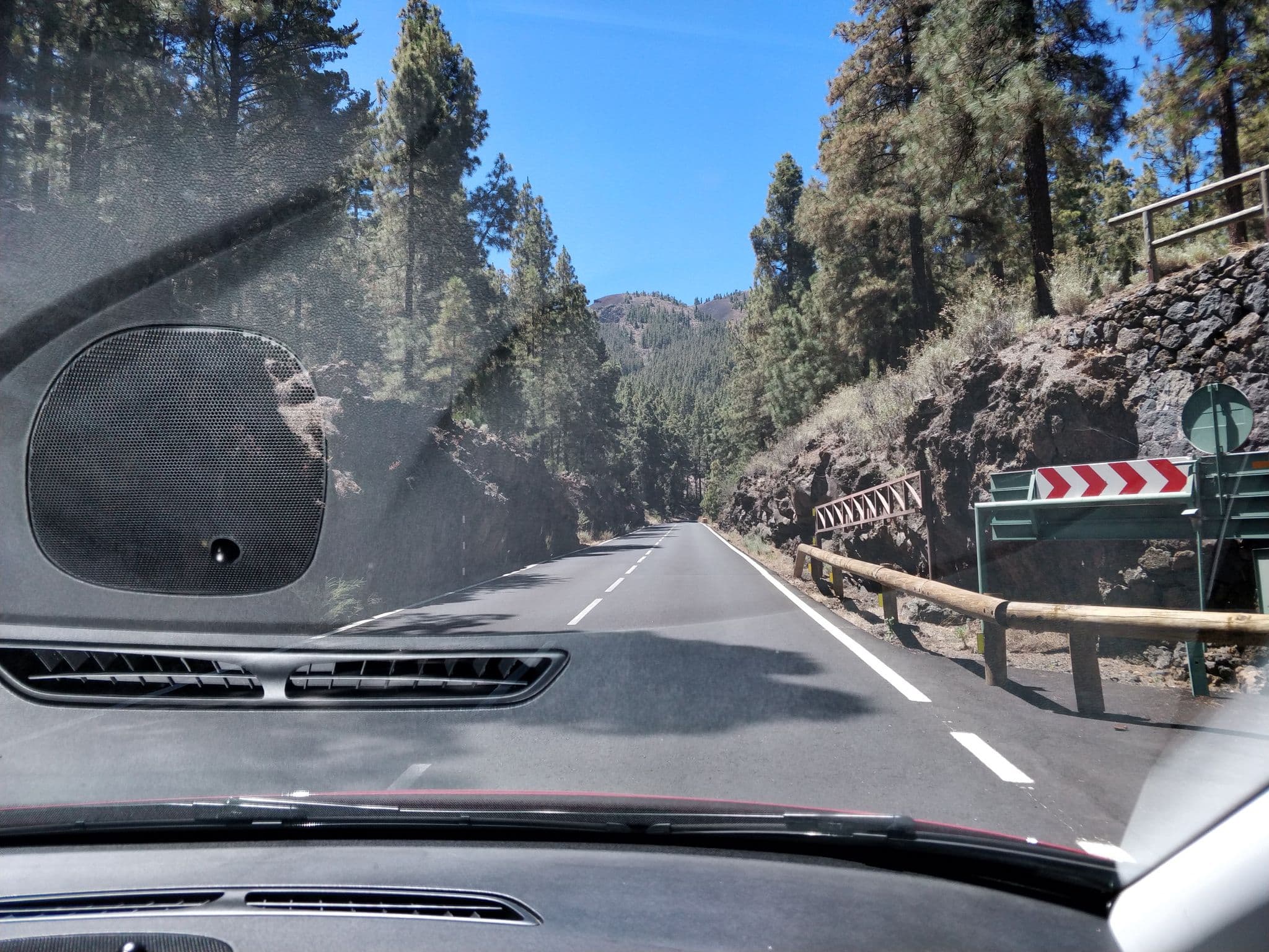 Street view near Zona de Acampada de Ramón el Caminero, La Orotava — © cronoser (CC BY-SA · Mapillary)