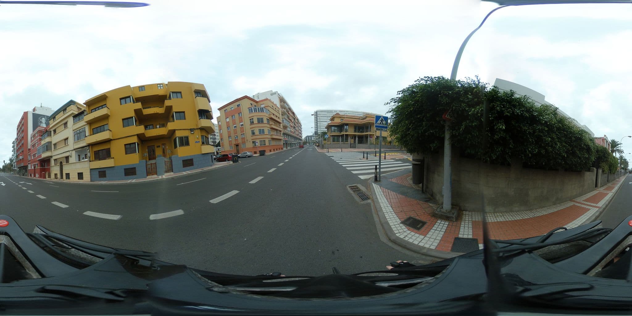 Street view near Occidental Las Palmas, Centro