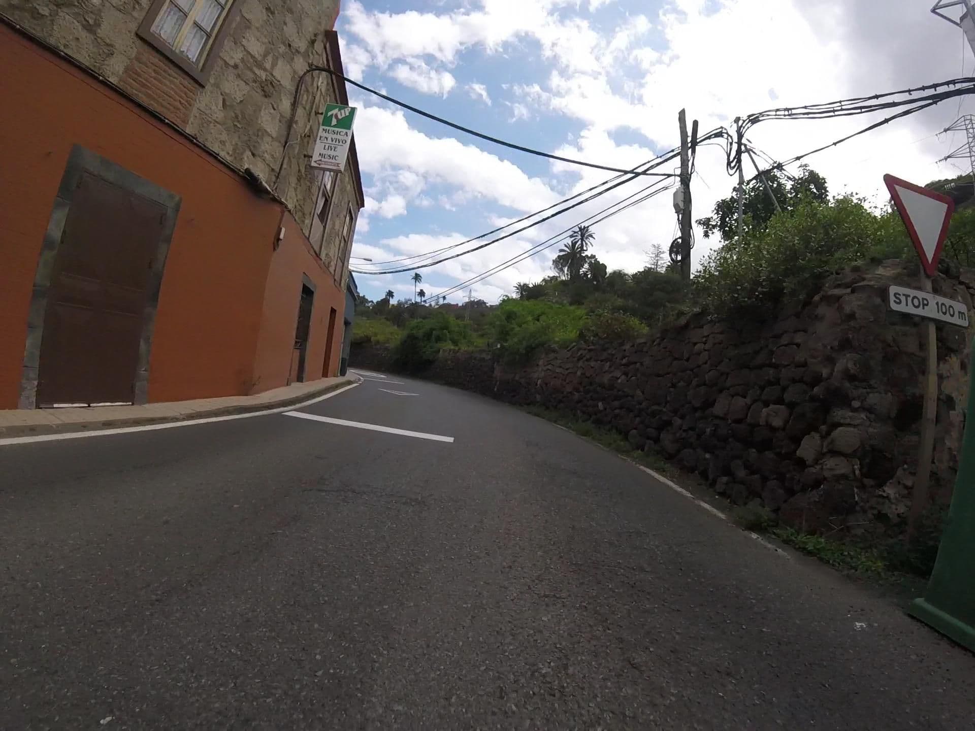 Street view near Residencia Los Conejos, Santa Brígida — © mikelo (CC BY-SA · Mapillary)