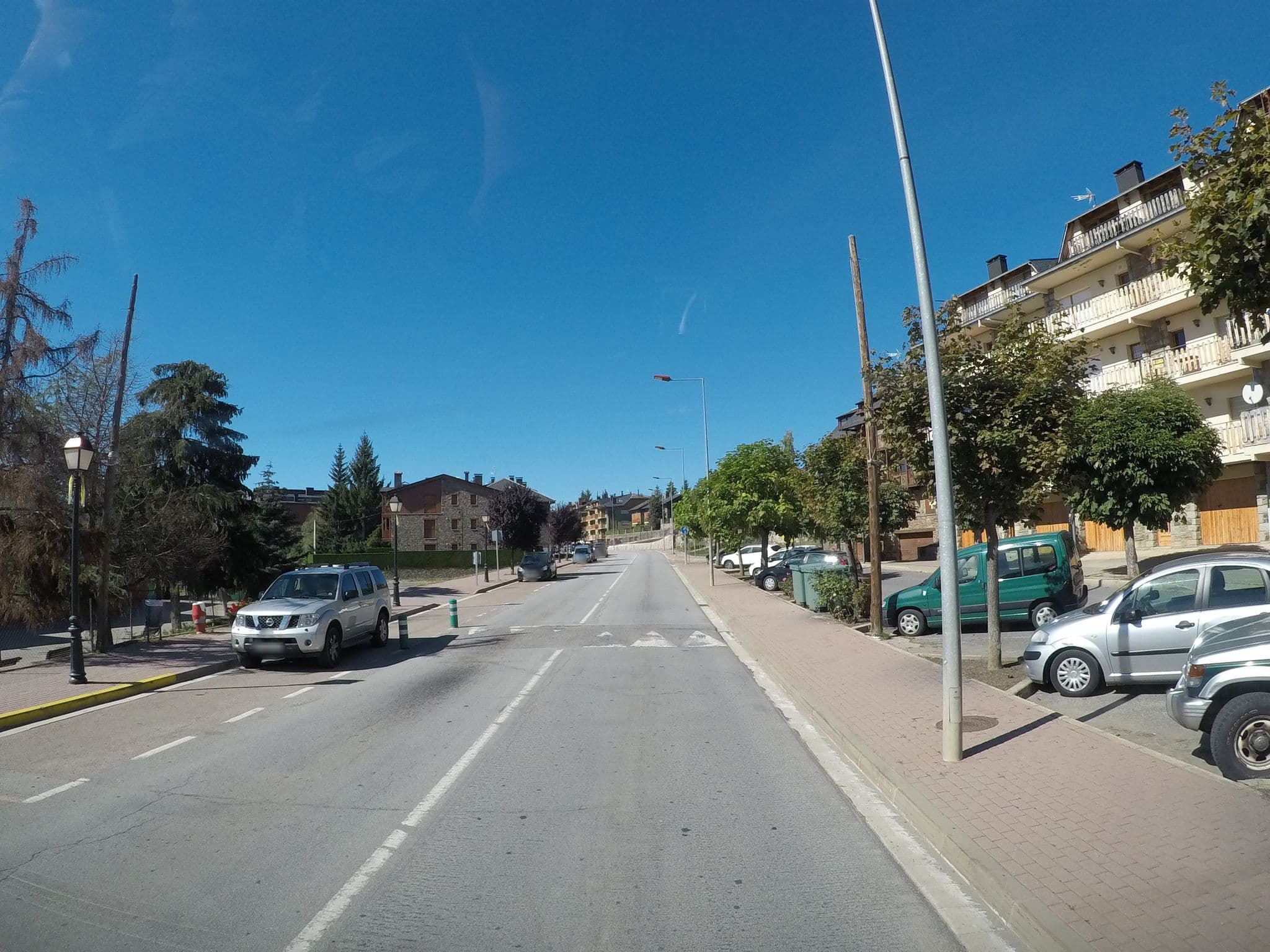 Street view near Hotel Esquirol, Llívia — © yaron (CC BY-SA · Mapillary)