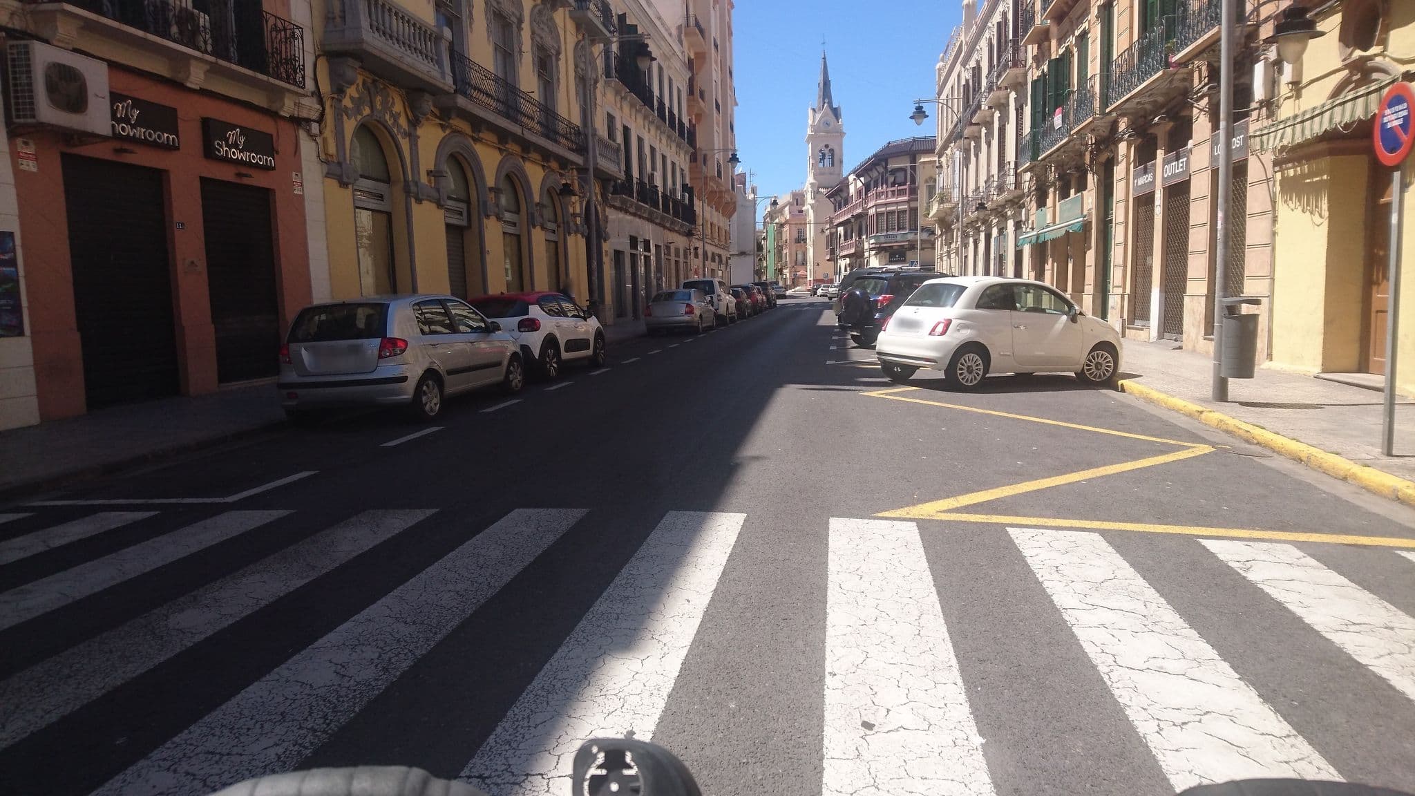 Street view near Hostal Rioja, Melilla — © kvbcycles (CC BY-SA · Mapillary)