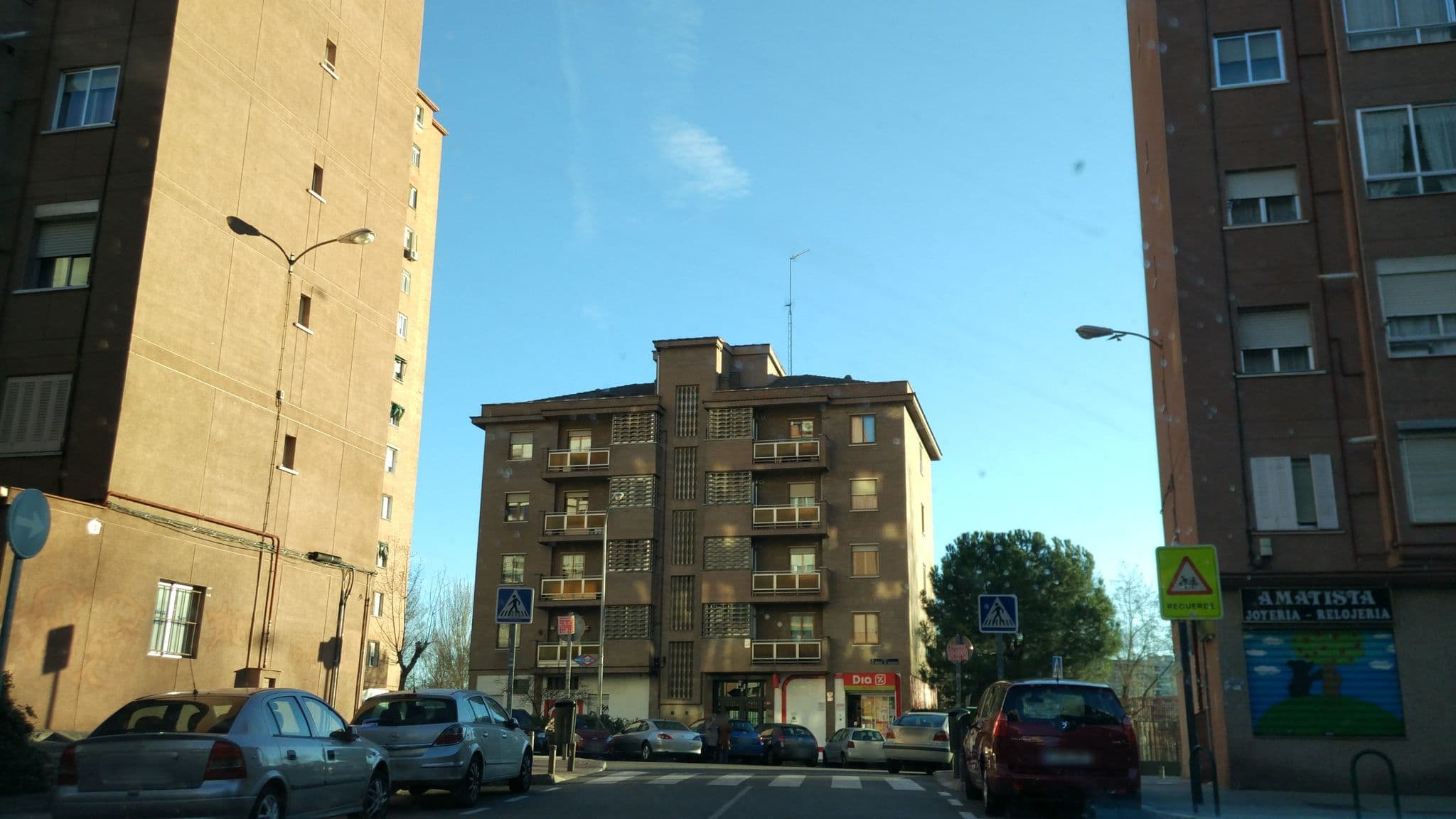 Street view near Habitaciones "Aránzazu", La Paz — © polkillas (CC BY-SA · Mapillary)