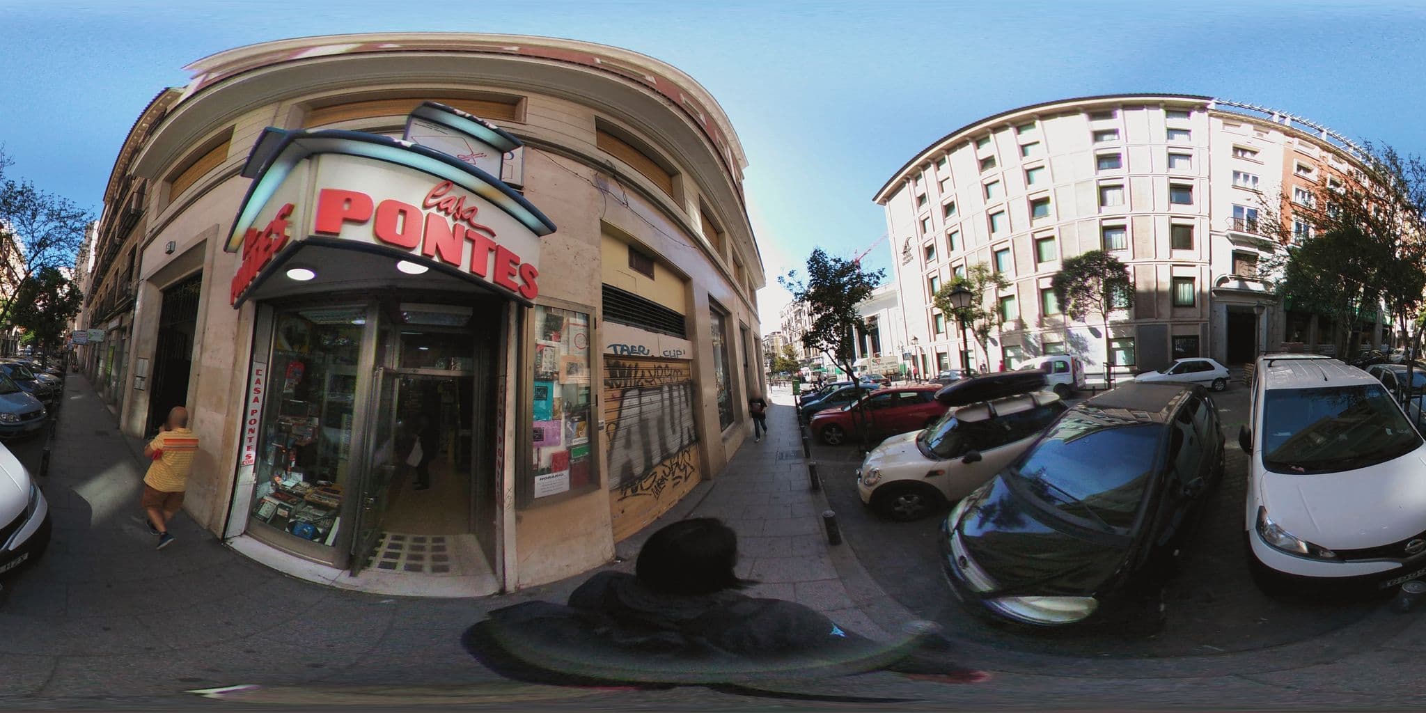 Street view near Hotel II Castillas, Madrid Centro