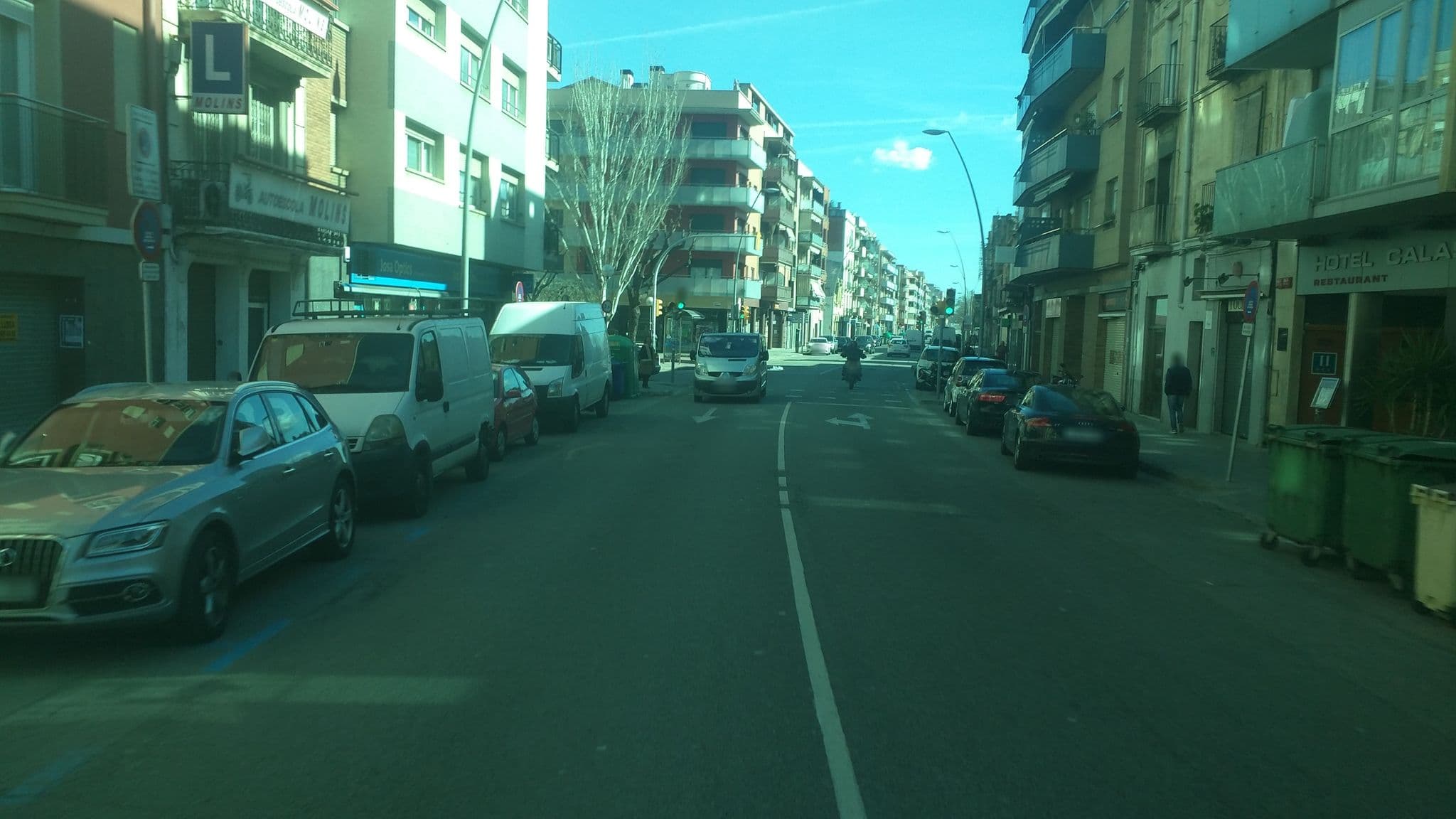 Street view near Calasanz, Molins de Rei — © gcq (CC BY-SA · Mapillary)