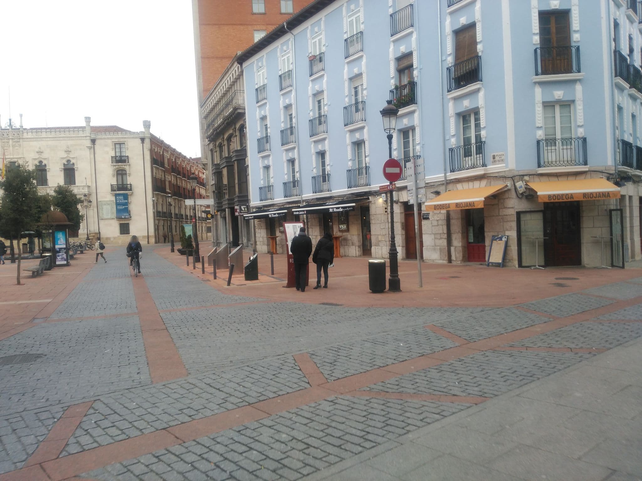 Street view near Hotel Norte y Londres, Burgos — © antecessor (CC BY-SA · Mapillary)