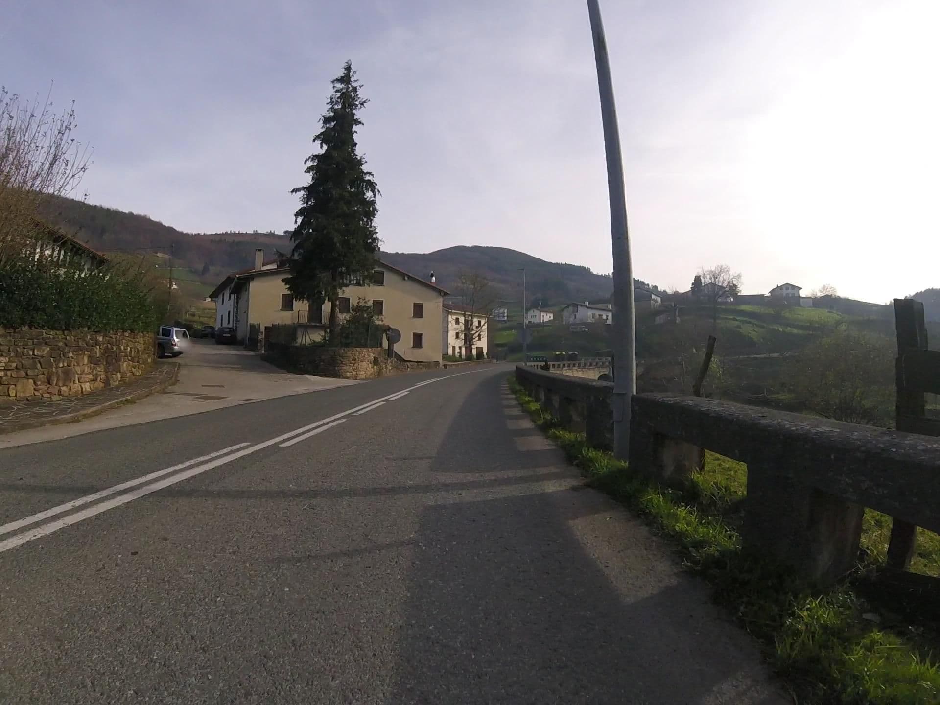 Street view near Matxiku Aurre, Tolosa — © mikelo (CC BY-SA · Mapillary)
