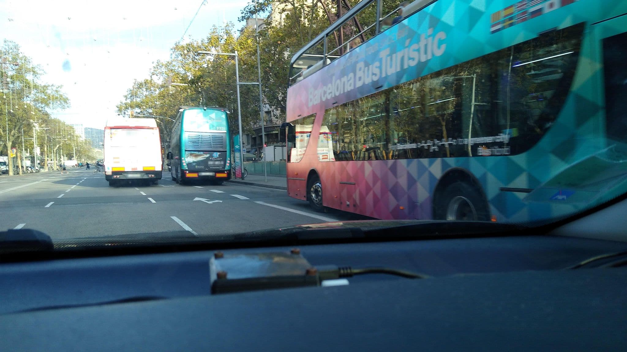 Street view near Club 29, Eixample — © rhum (CC BY-SA · Mapillary)
