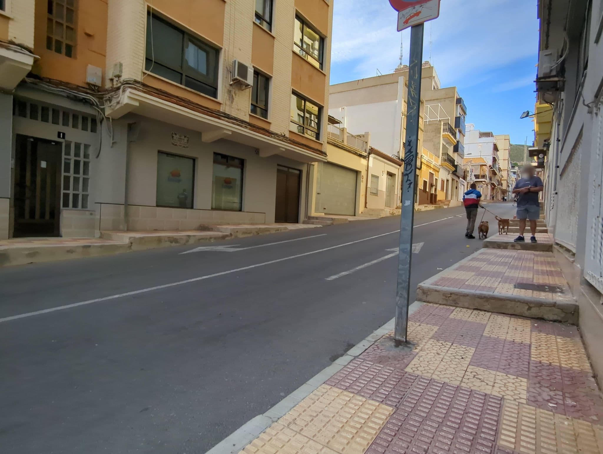 Street view near Hotel Imperial, Cullera — © miguel_andrade (CC BY-SA · Mapillary)