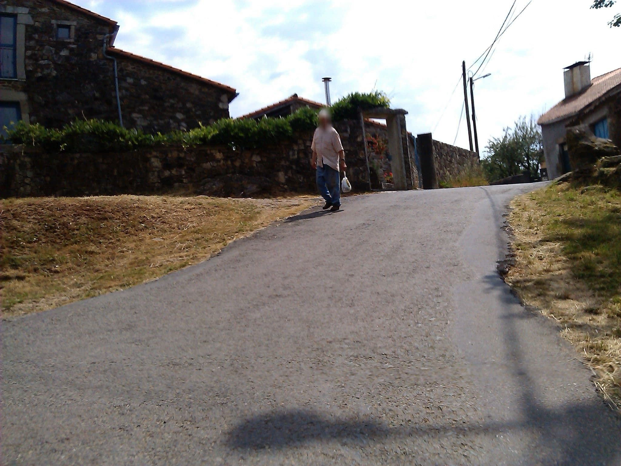 Street view near Casa de Amancio, Santiago de Compostela