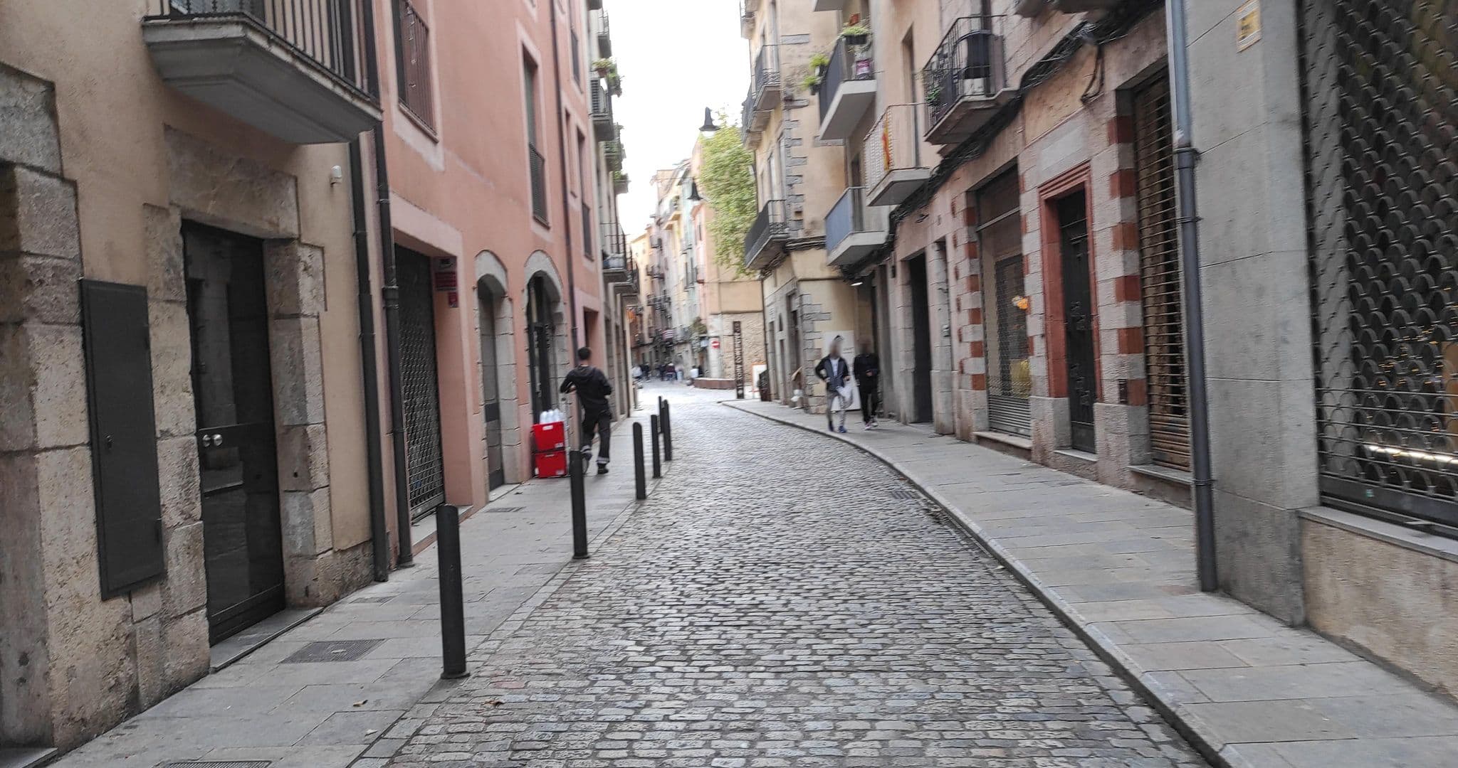 Street view near Girona Loft Apartments, Girona — © yod4z (CC BY-SA · Mapillary)
