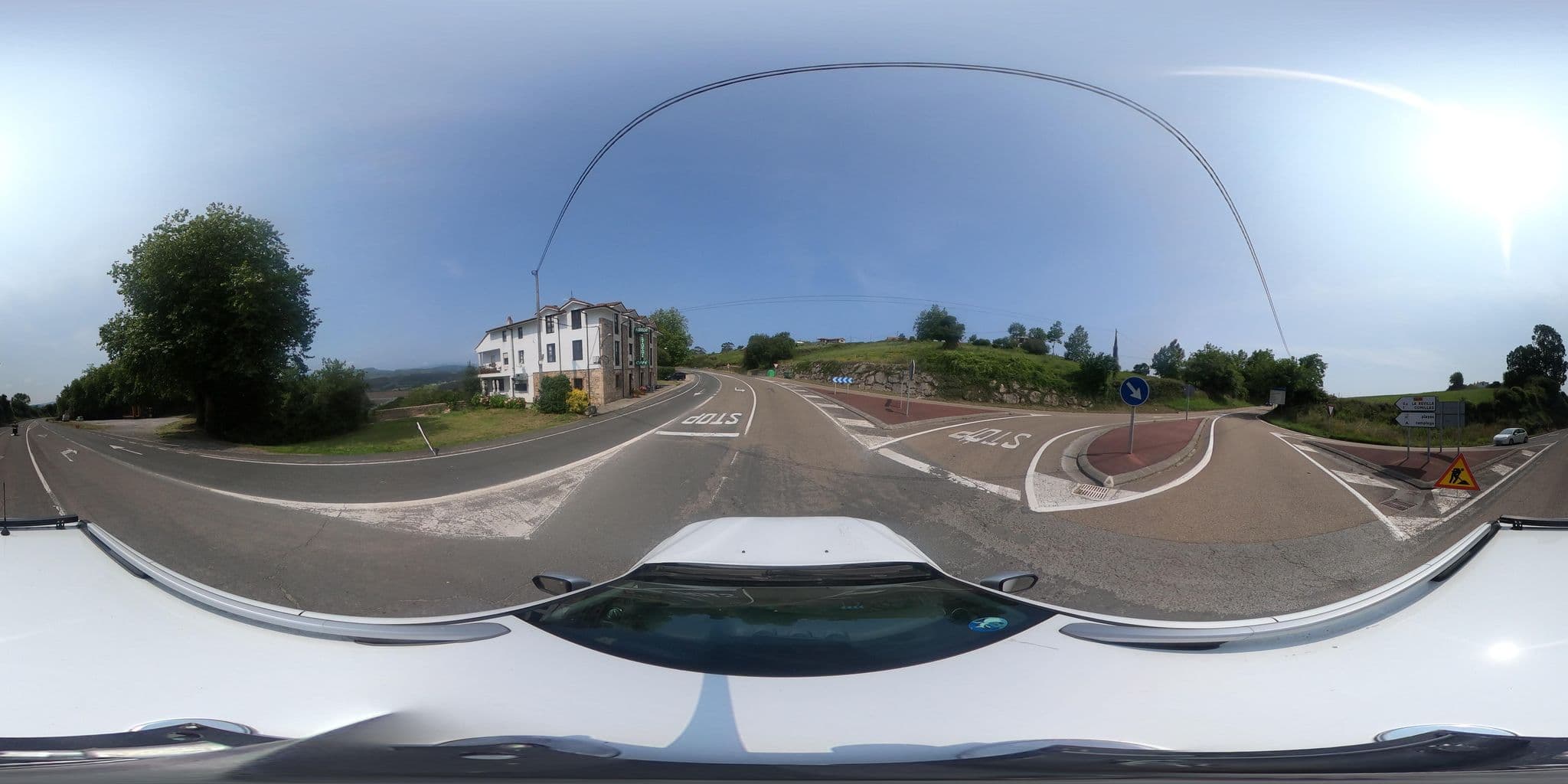Street view near Venta de Abajo, San Vicente de la Barquera — © AdgobaAlvac (CC BY-SA · Mapillary)