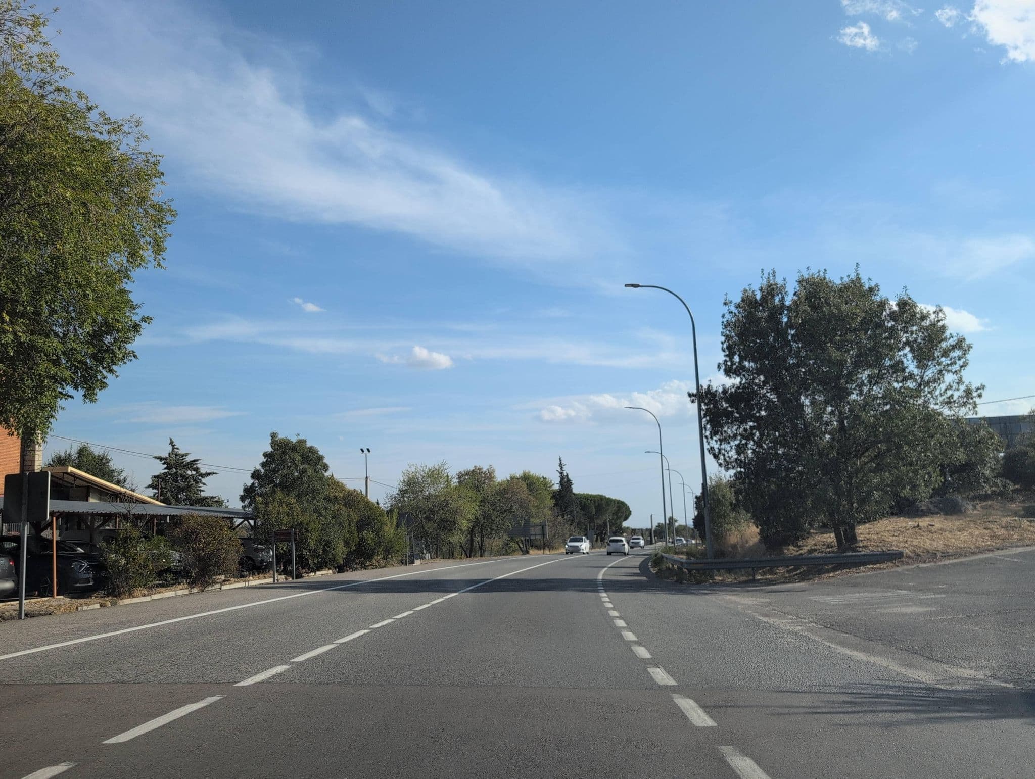 Street view near Hotel Mavi, La Cabrera — © Albergarri788 (CC BY-SA · Mapillary)