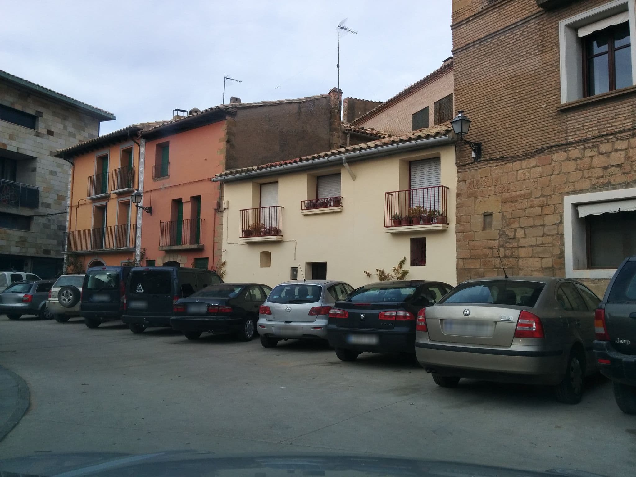 Street view near Hospederia de Loarre, Ayerbe — © alejandroscf (CC BY-SA · Mapillary)