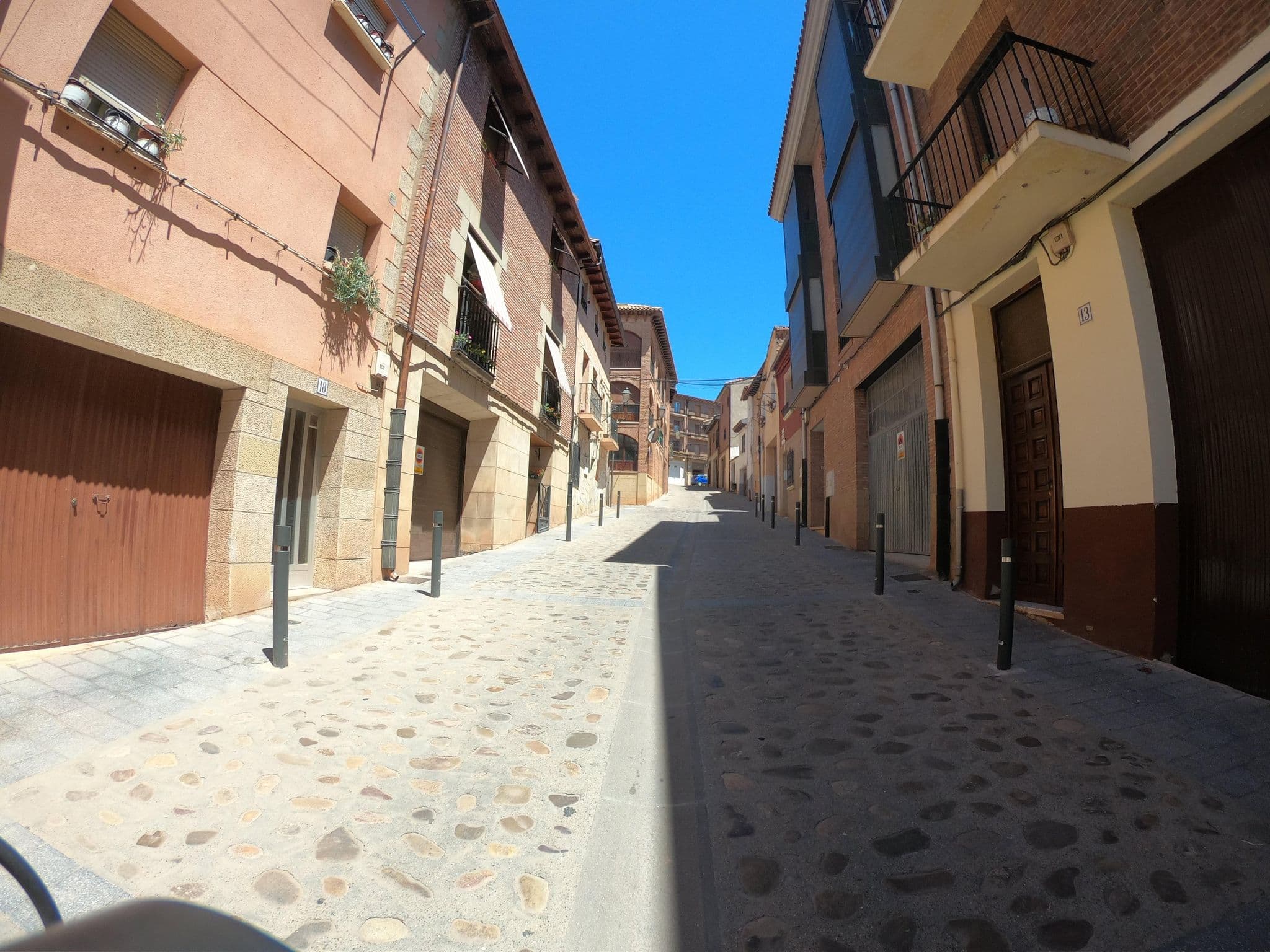 Street view near El Cantaro, Fuenmayor — © rubencarbonero (CC BY-SA · Mapillary)