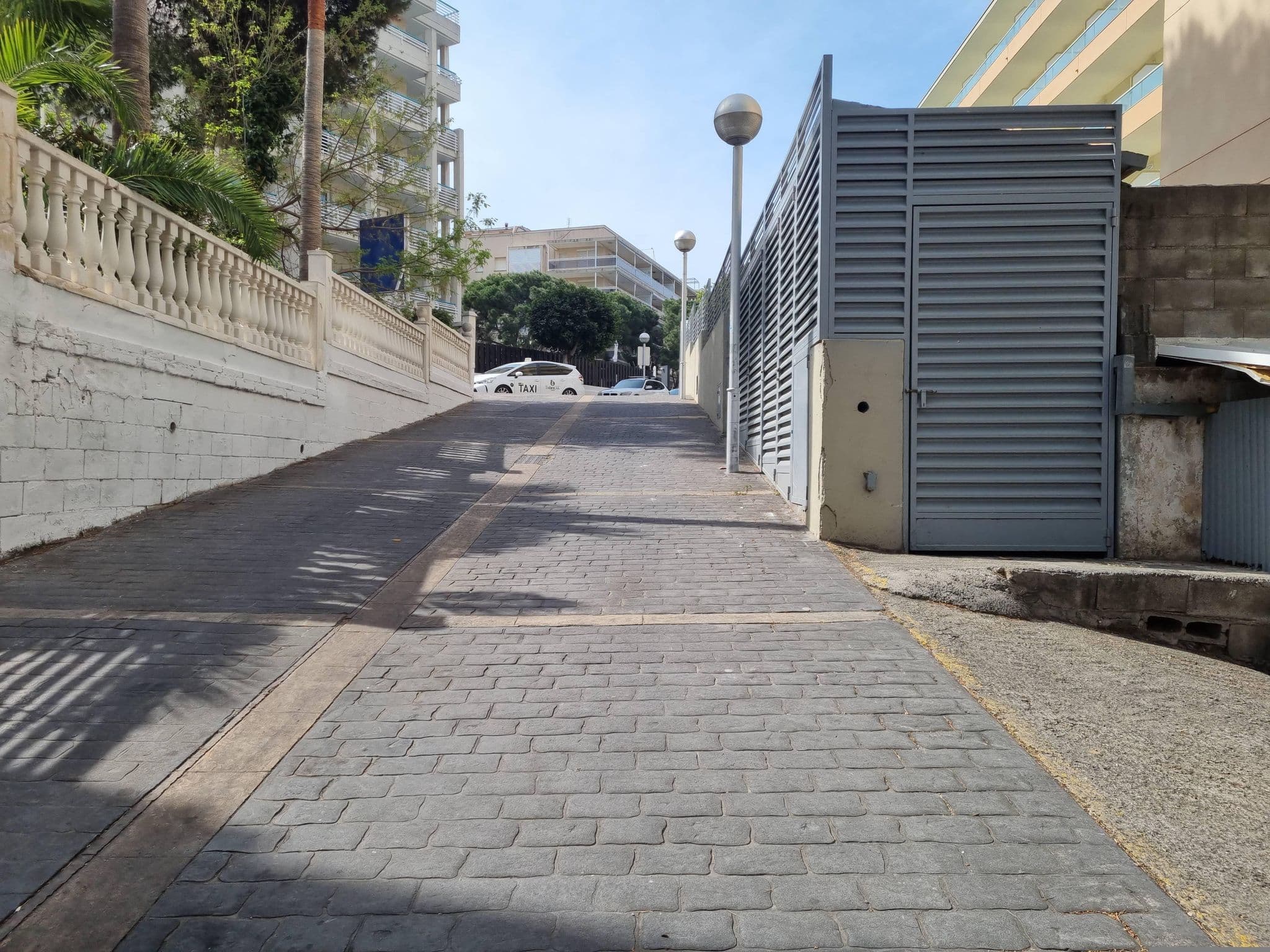Street view near Las Vegas, Salou — © Franciscovalera (CC BY-SA · Mapillary)