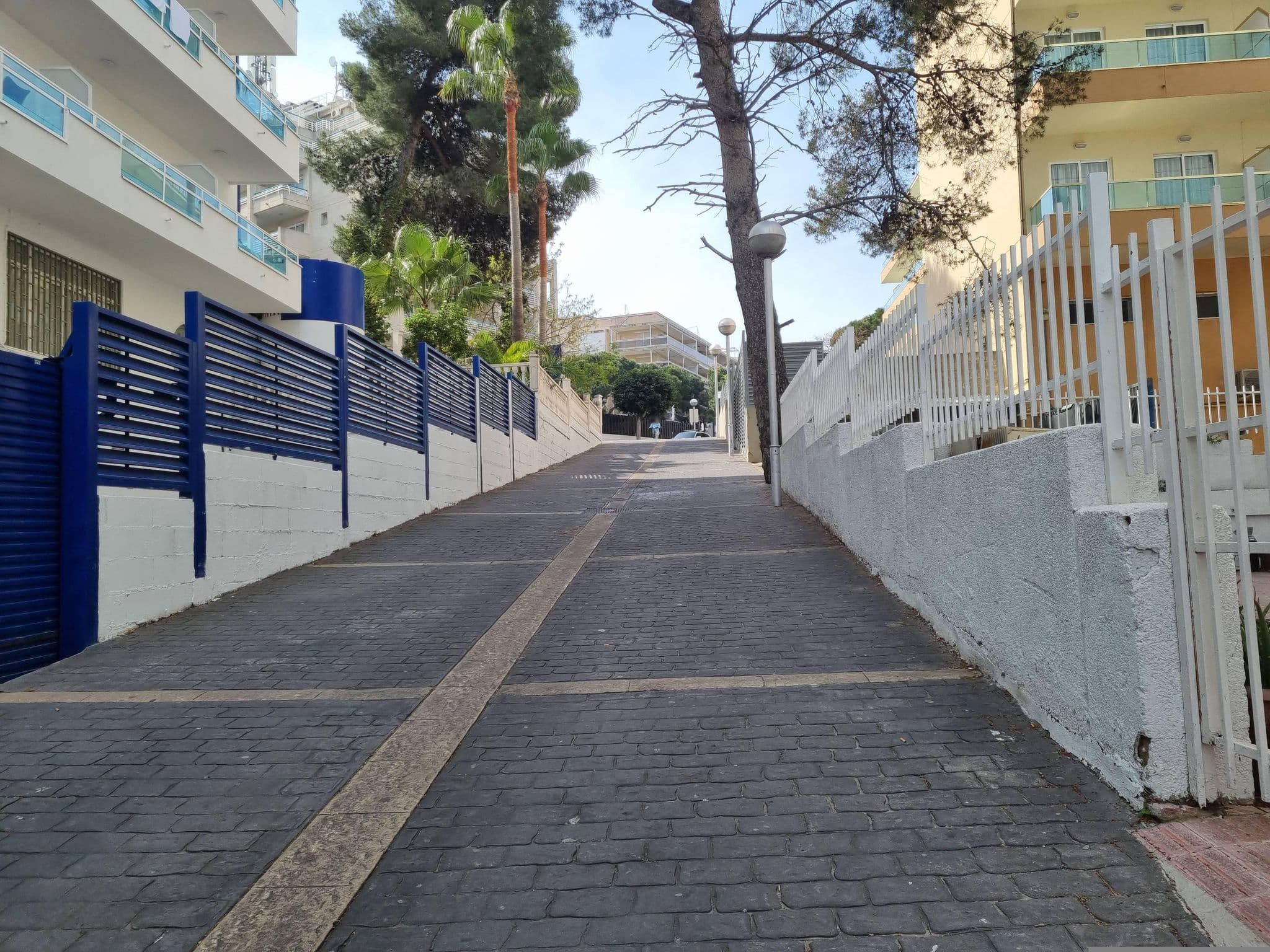 Street view near Rentalmar Blue Beach Apartments, Salou — © Franciscovalera (CC BY-SA · Mapillary)
