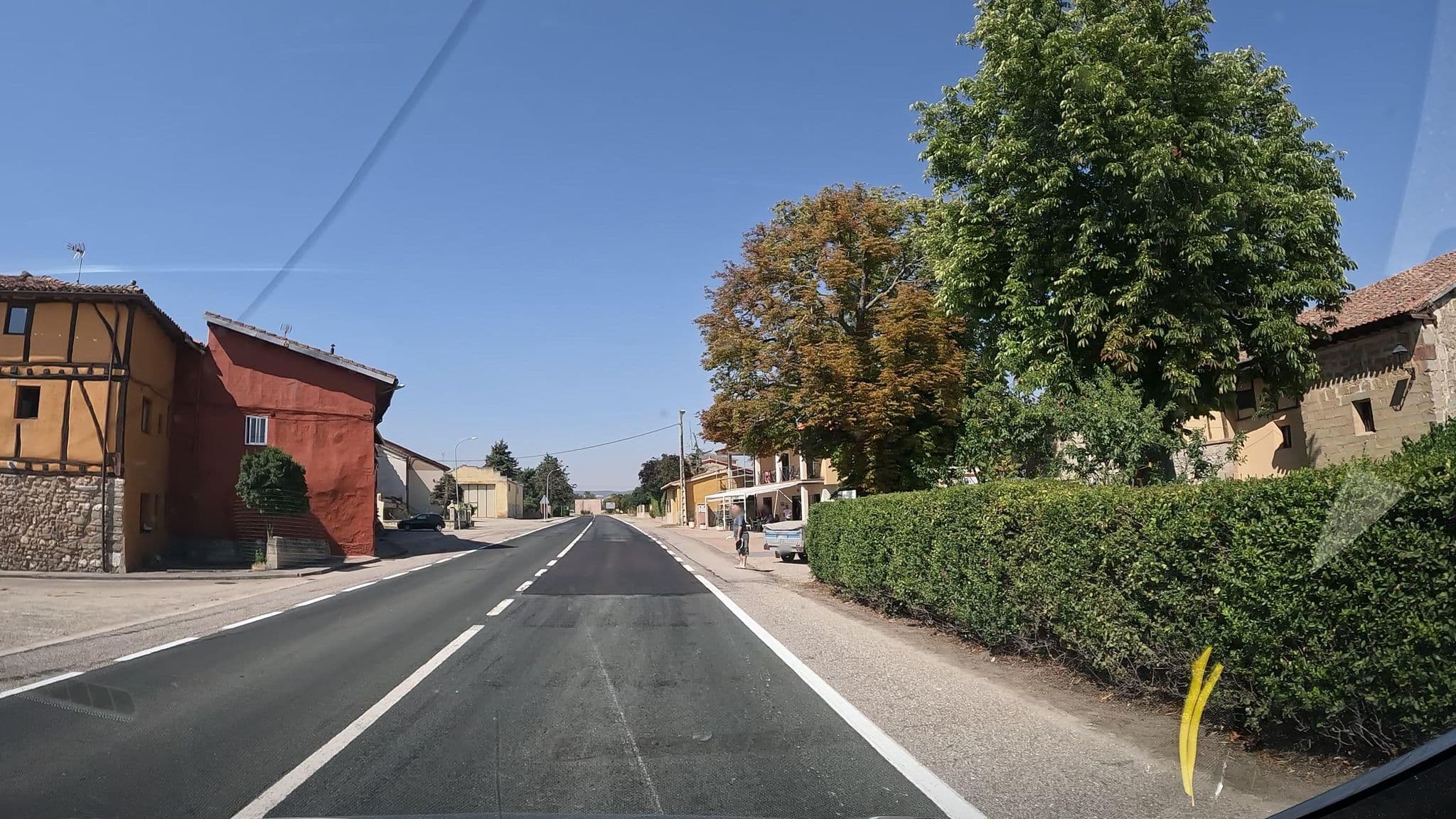 Street view near Hospital de Peregrinos Tosantos, Belorado — © vinisa (CC BY-SA · Mapillary)