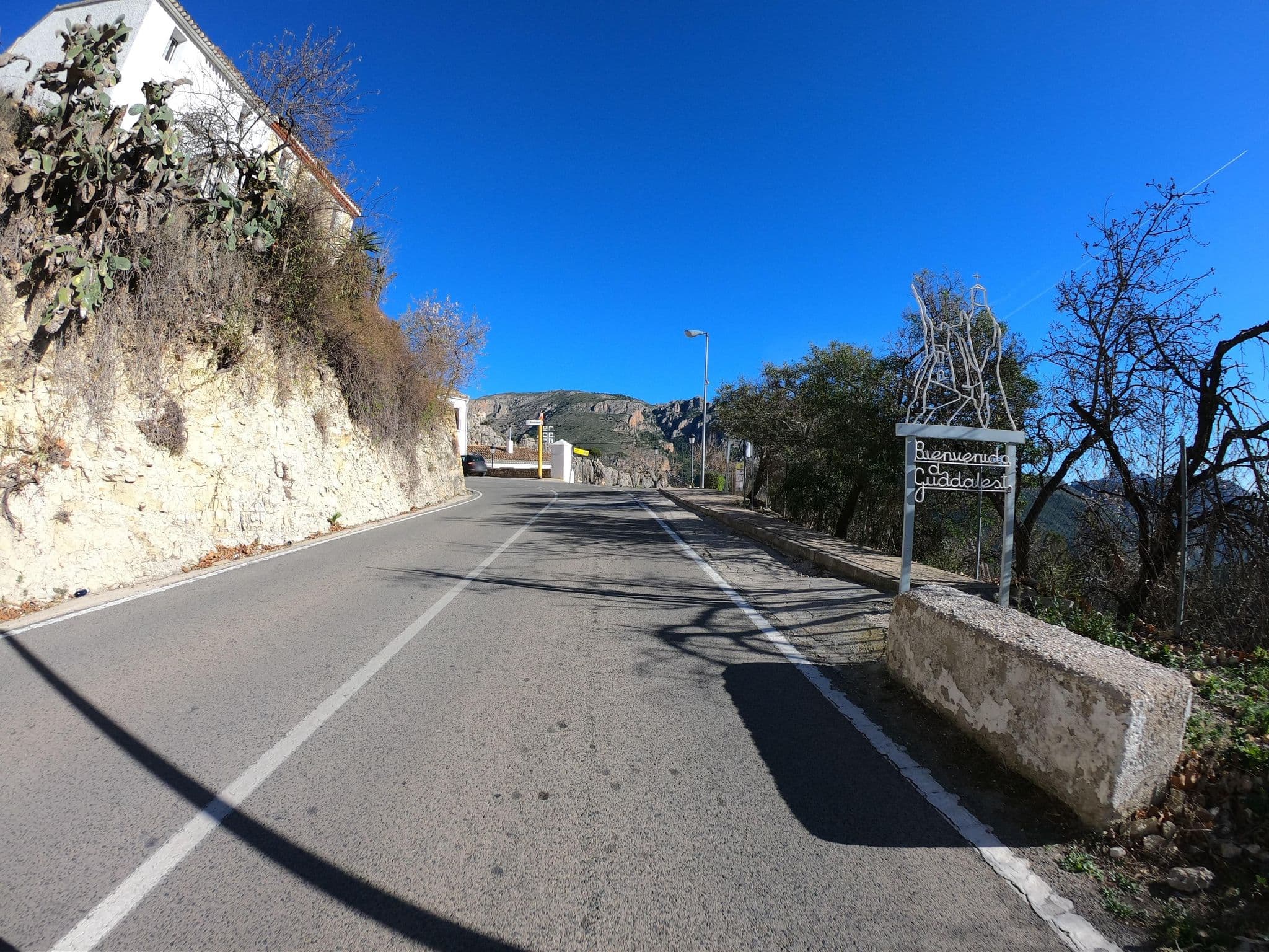 Street view near Cases Noves, Polop — © joostjakob (CC BY-SA · Mapillary)
