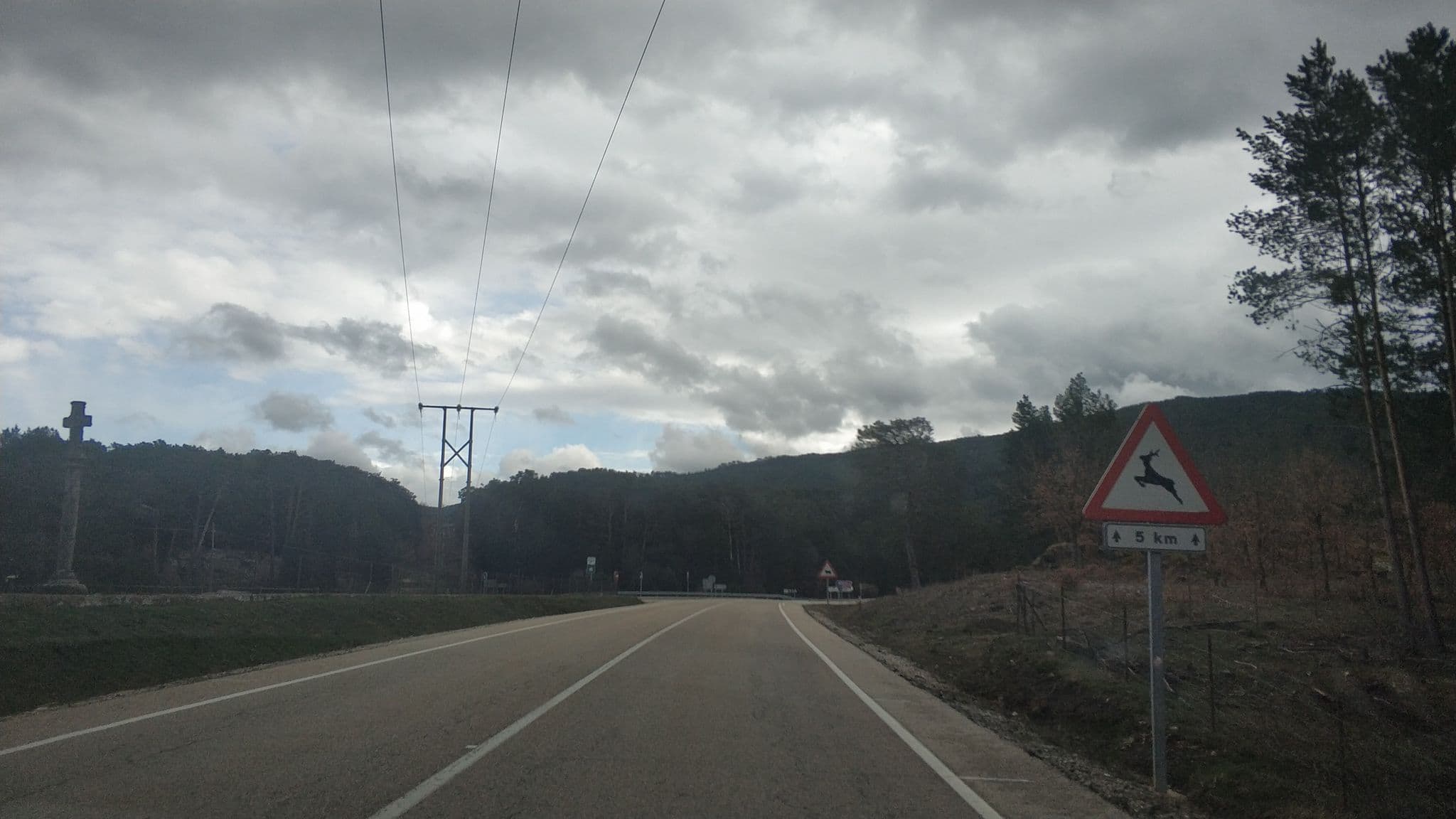 Street view near De pino a pino, Quintanar de la Sierra — © sanchi (CC BY-SA · Mapillary)