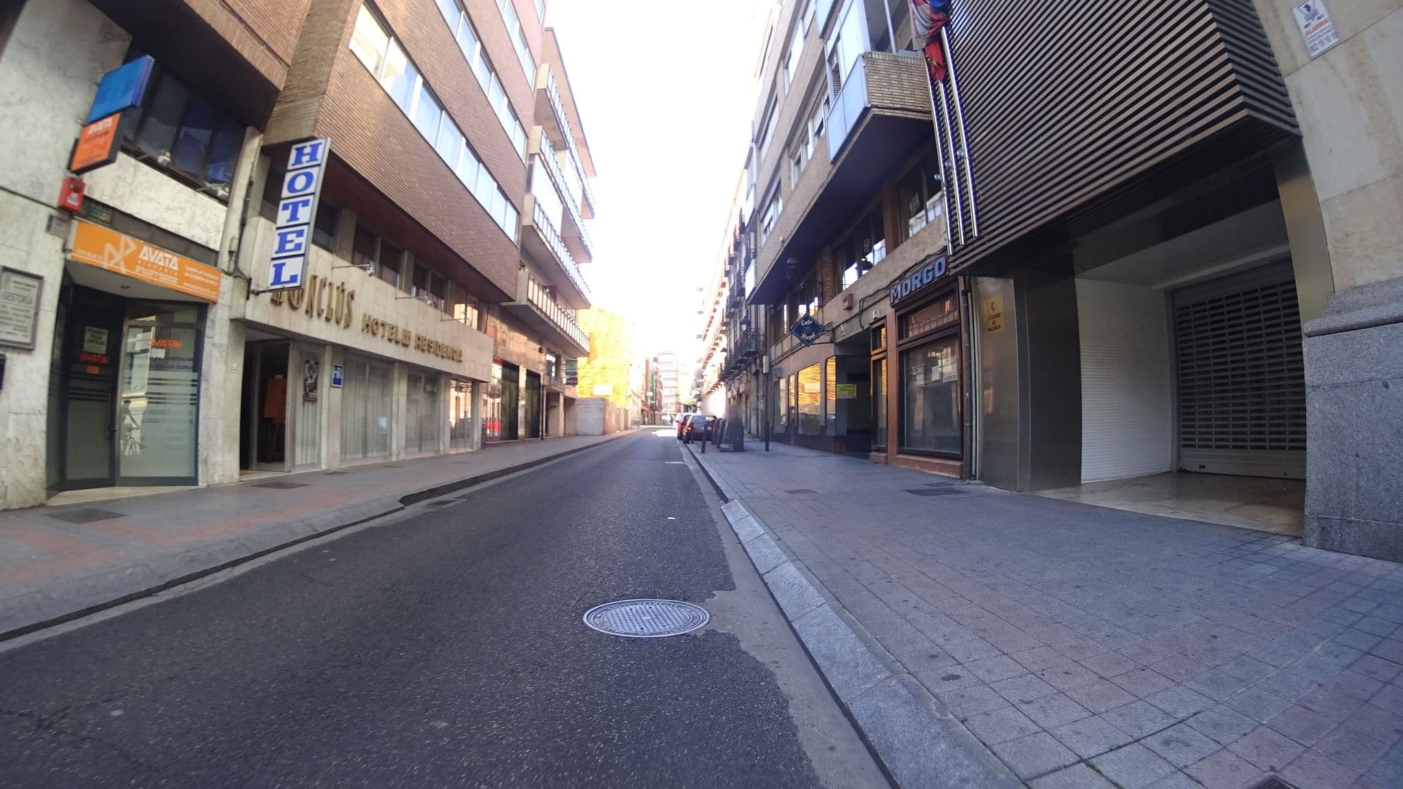 Street view near Hotel Monclús, Palencia — © robertogeb (CC BY-SA · Mapillary)