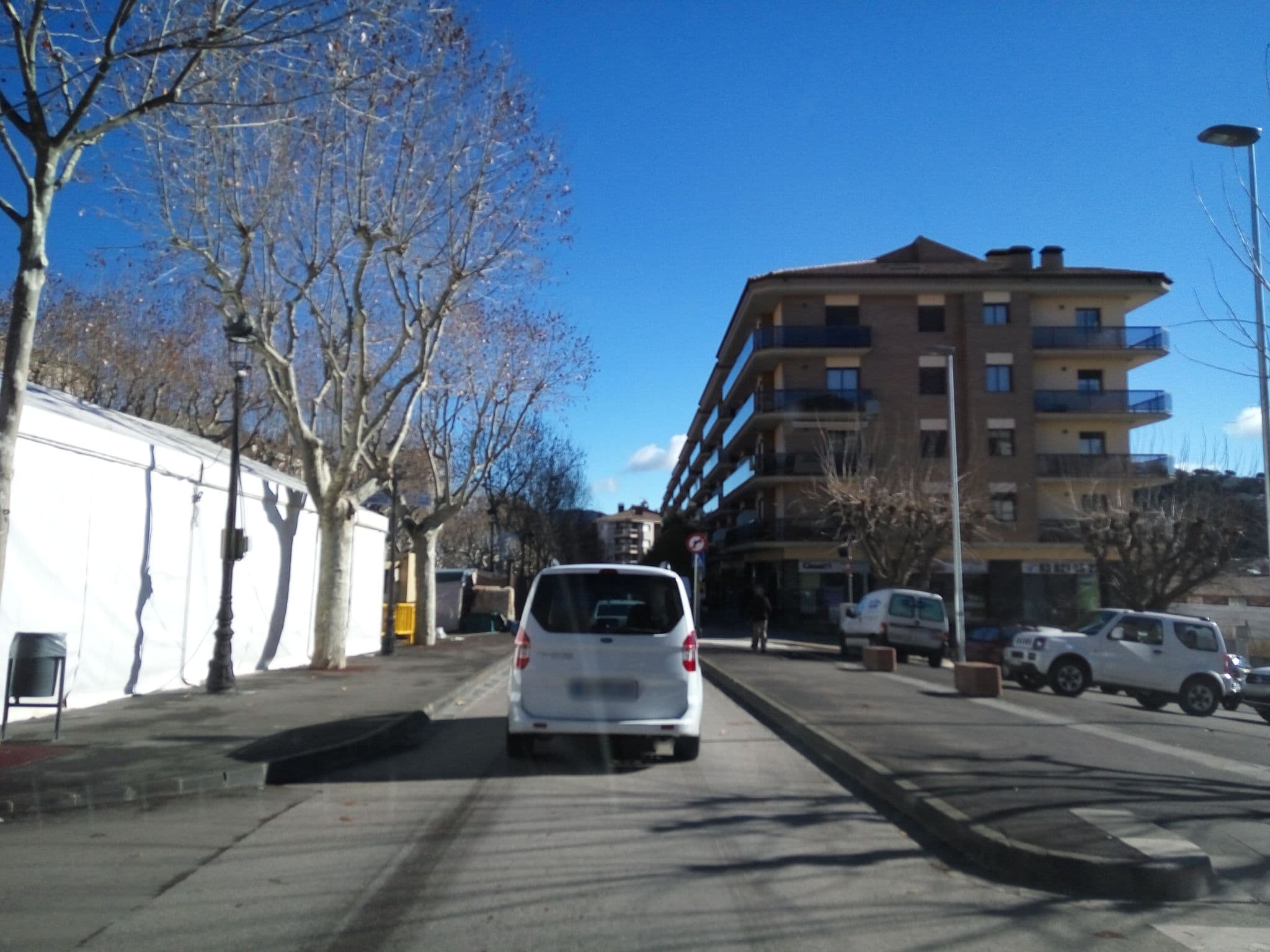 Street view near HCC Ciutat de Berga, Berga — © erielkhan (CC BY-SA · Mapillary)