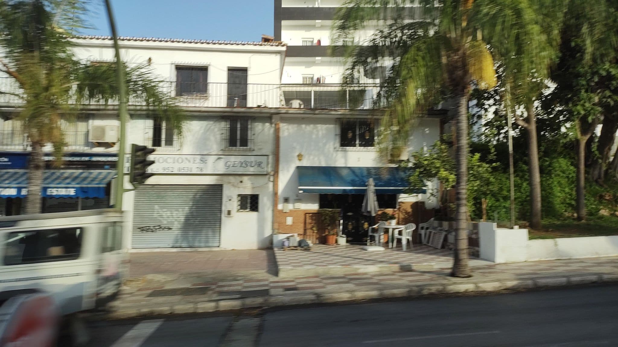 Street view near Palia Las Palomas, Torremolinos — © rsandu (CC BY-SA · Mapillary)