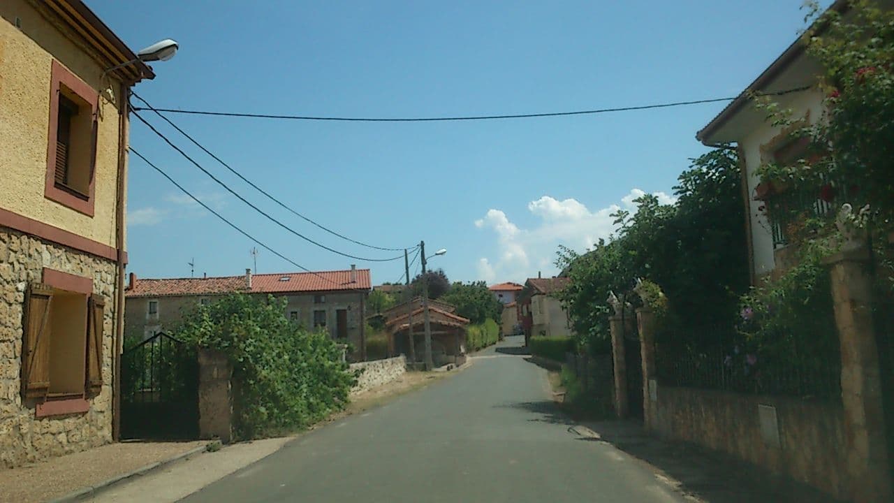 Street view near Casa Rural Posada Colas, Trespaderne — © msevilla00 (CC BY-SA · Mapillary)