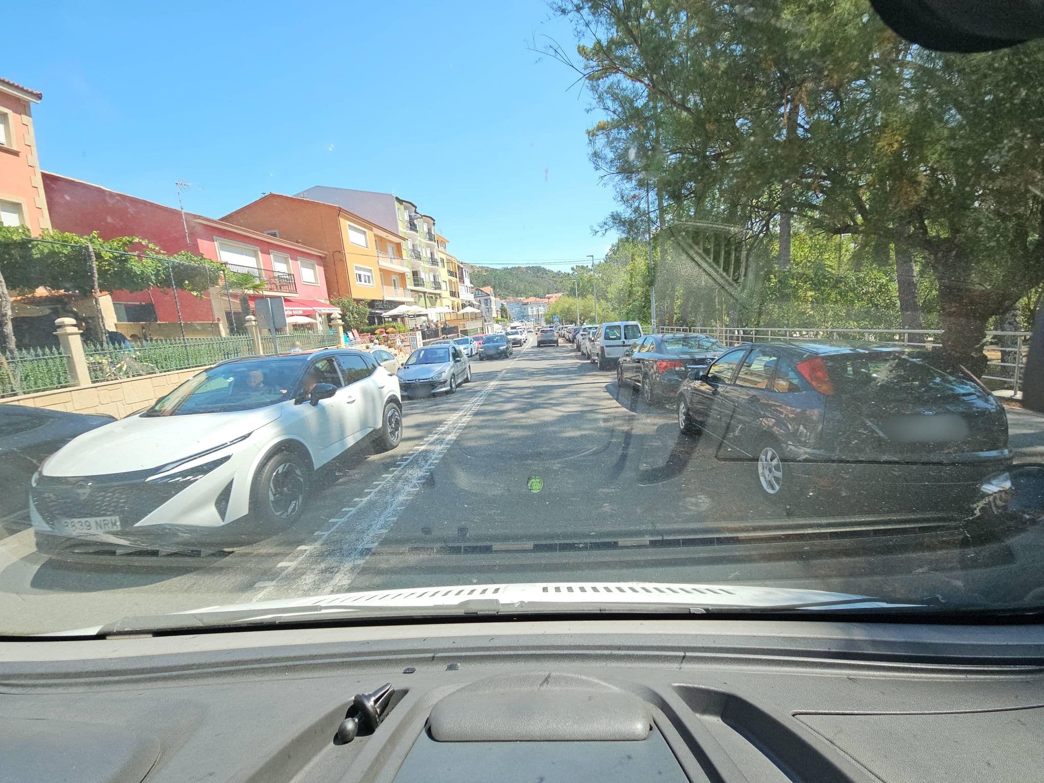 Street view near Restaurante-Hostal o Formoso, Muros — © Ralvar (CC BY-SA · Mapillary)